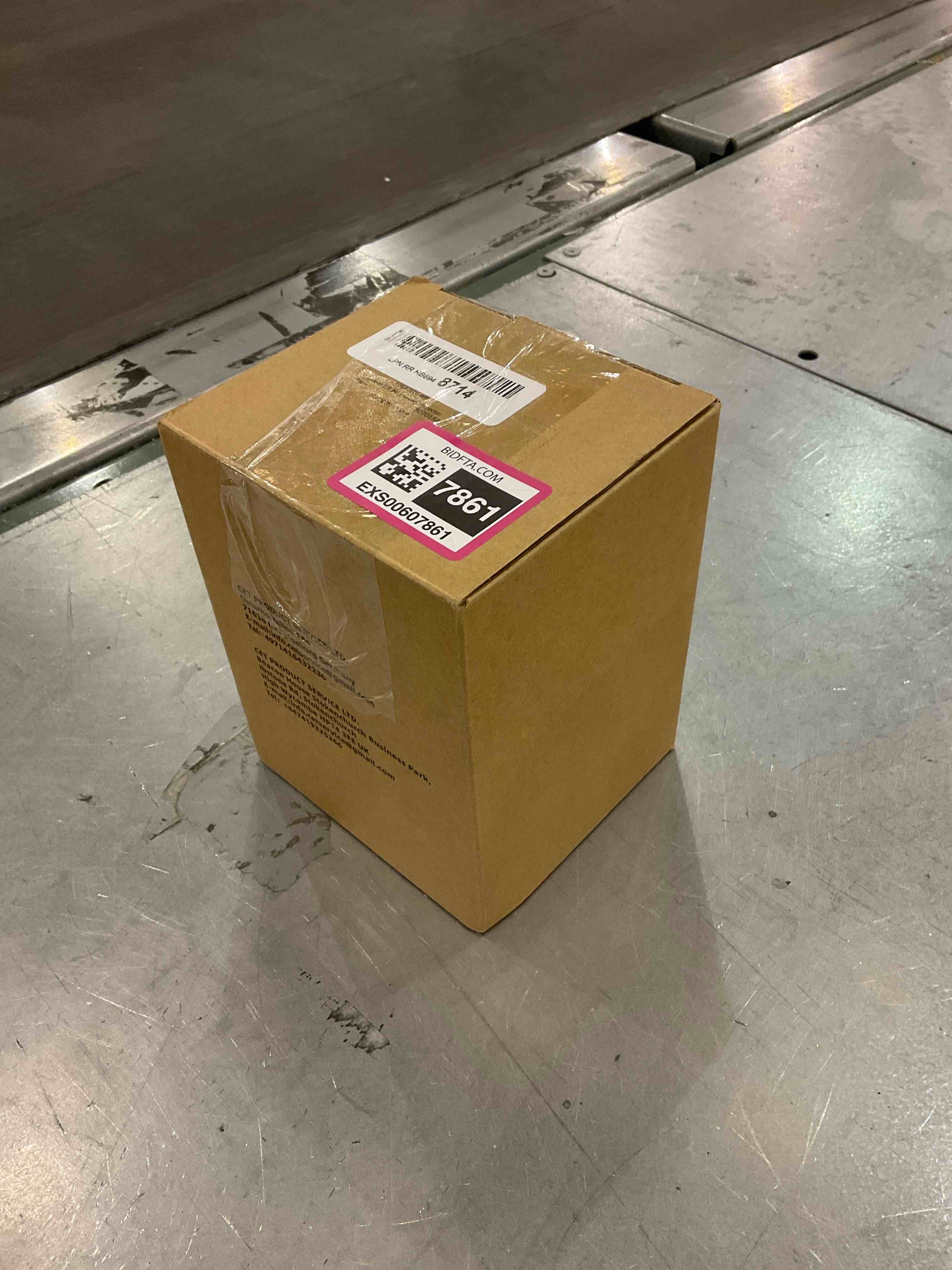 https://s3.amazonaws.com/lotting-images-prod/bidfta/EXS00607861_1698759040023.jpeg