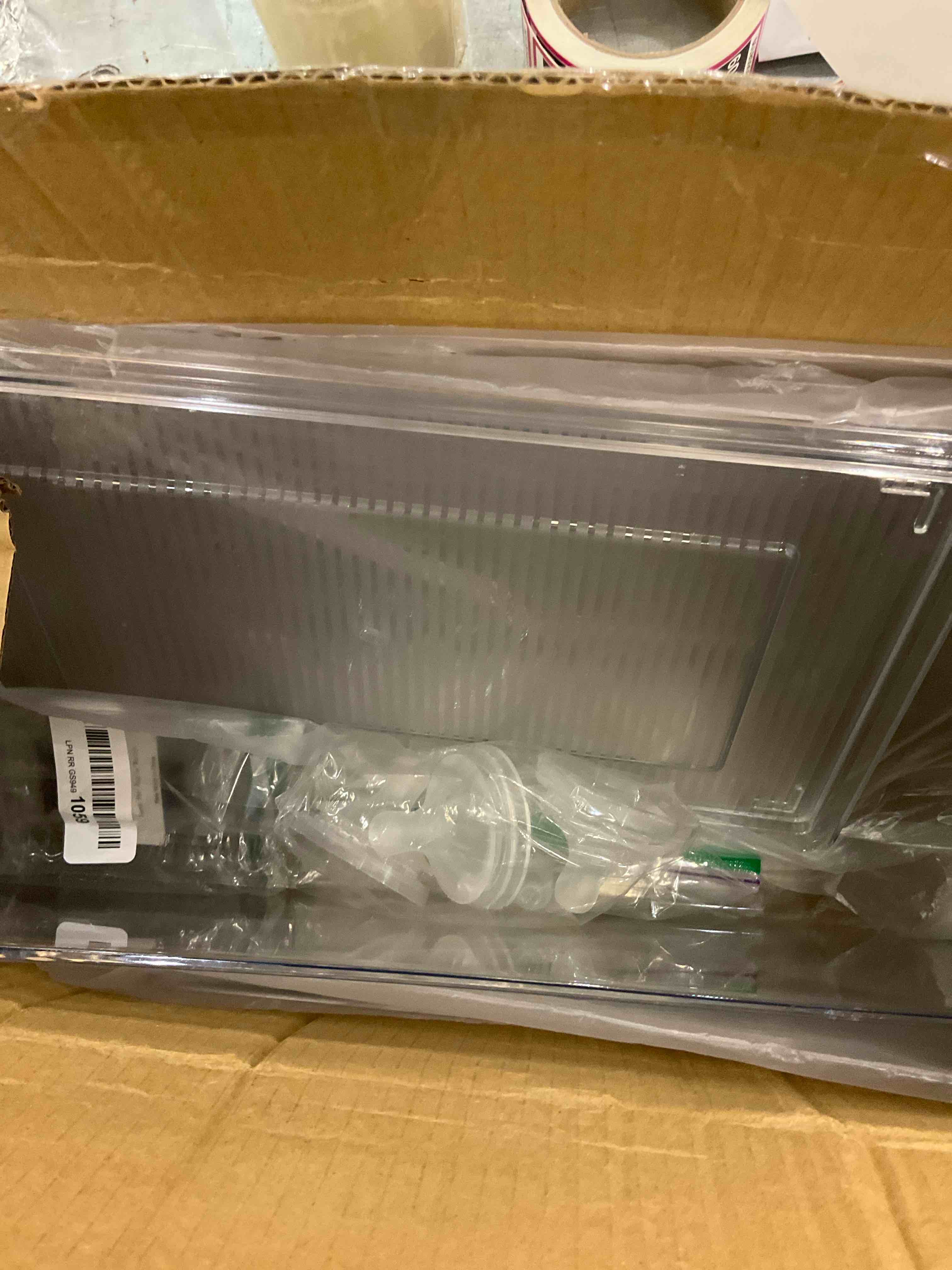 https://s3.amazonaws.com/lotting-images-prod/bidfta/EXS00608095_1698071003082.jpeg