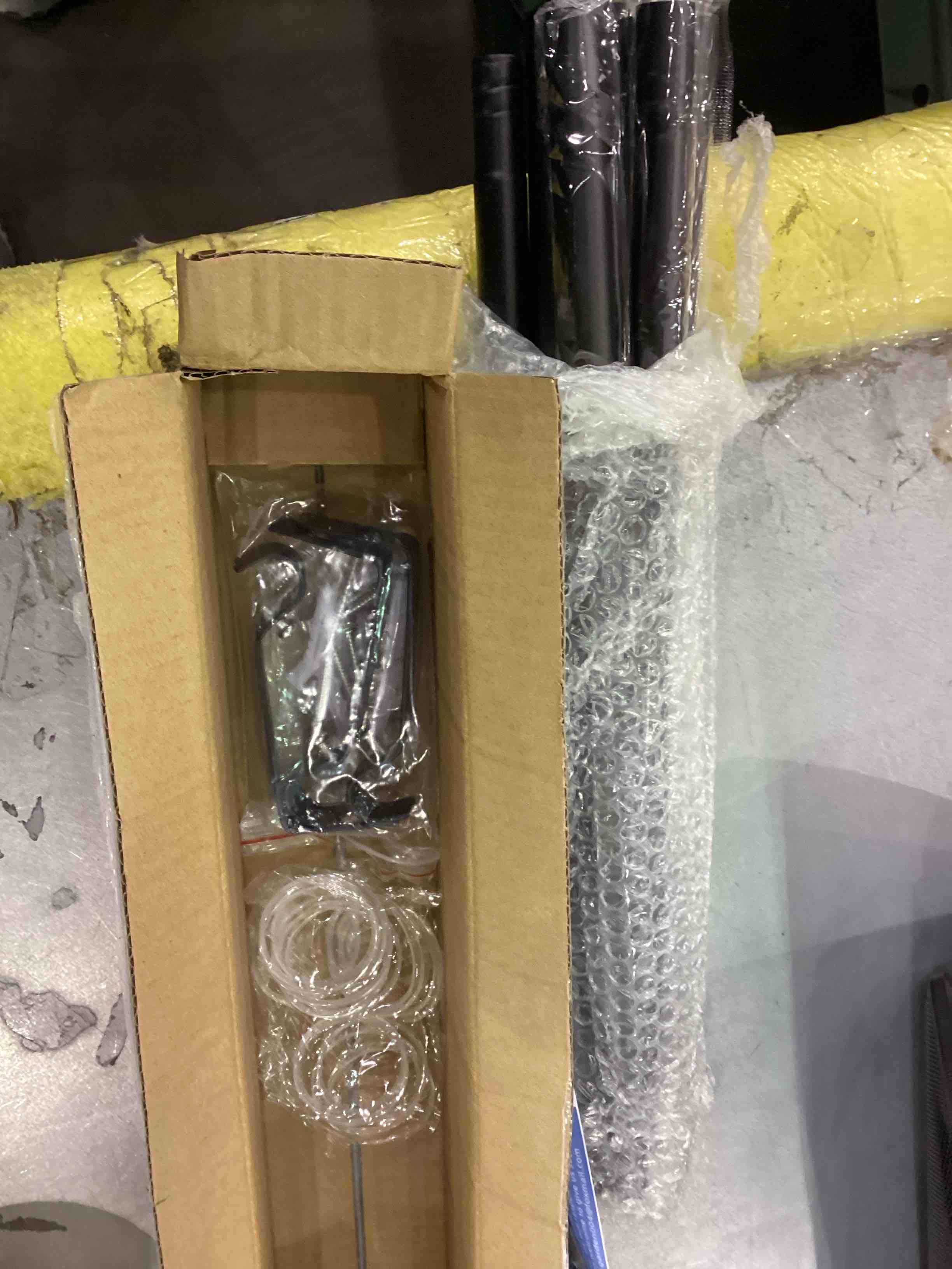 https://s3.amazonaws.com/lotting-images-prod/bidfta/EXS00610004_1698924361486.jpeg