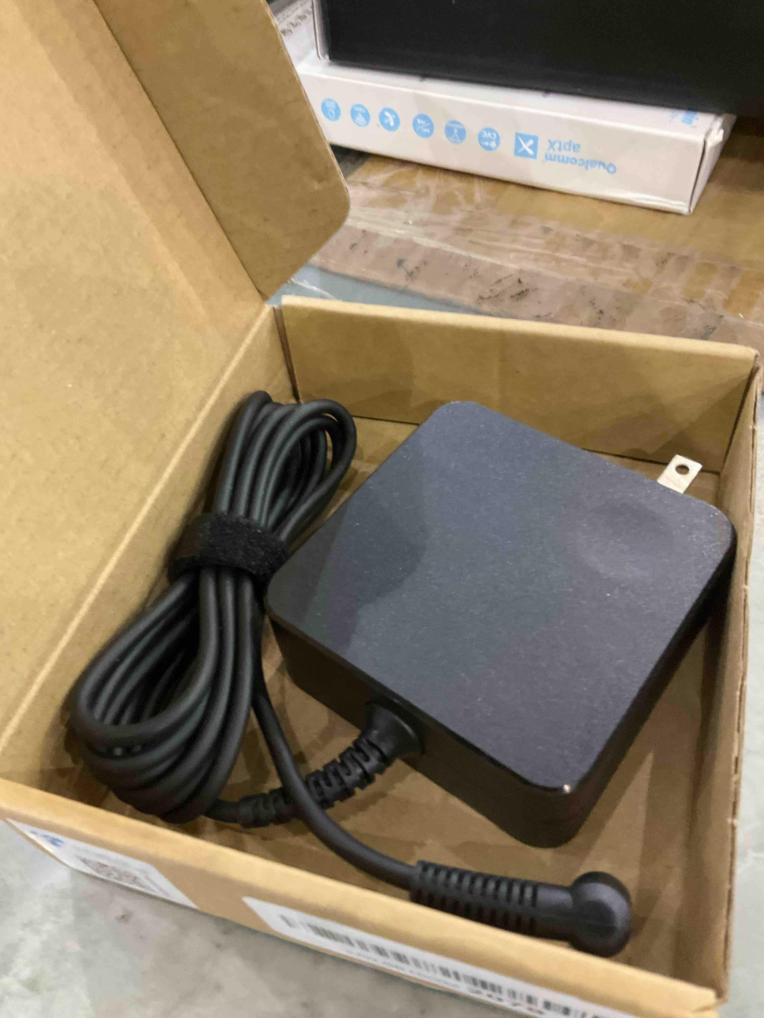 https://s3.amazonaws.com/lotting-images-prod/bidfta/EXS00610881_1701090074773.jpeg
