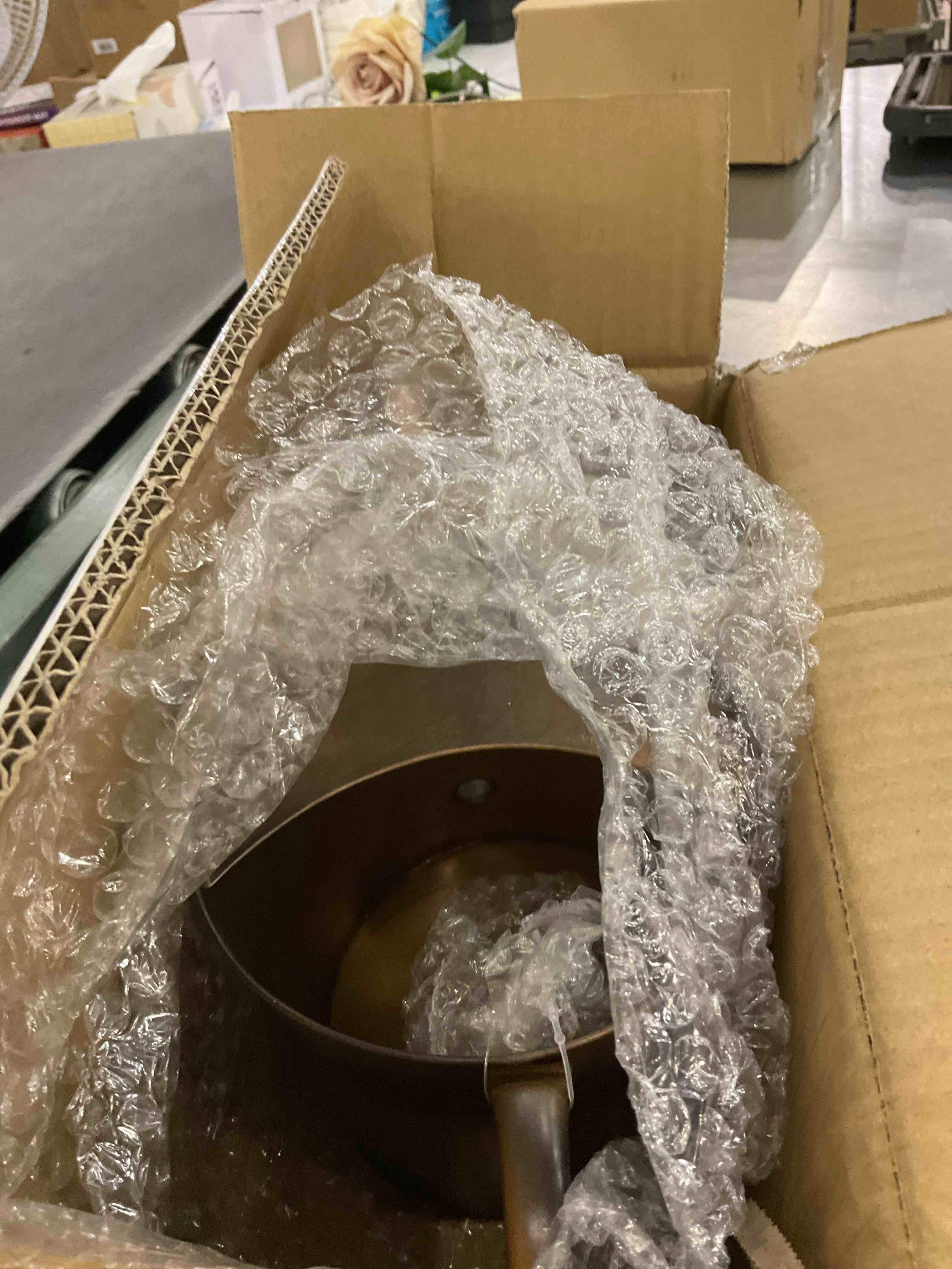 https://s3.amazonaws.com/lotting-images-prod/bidfta/EXS00610890_1701089900276.jpeg