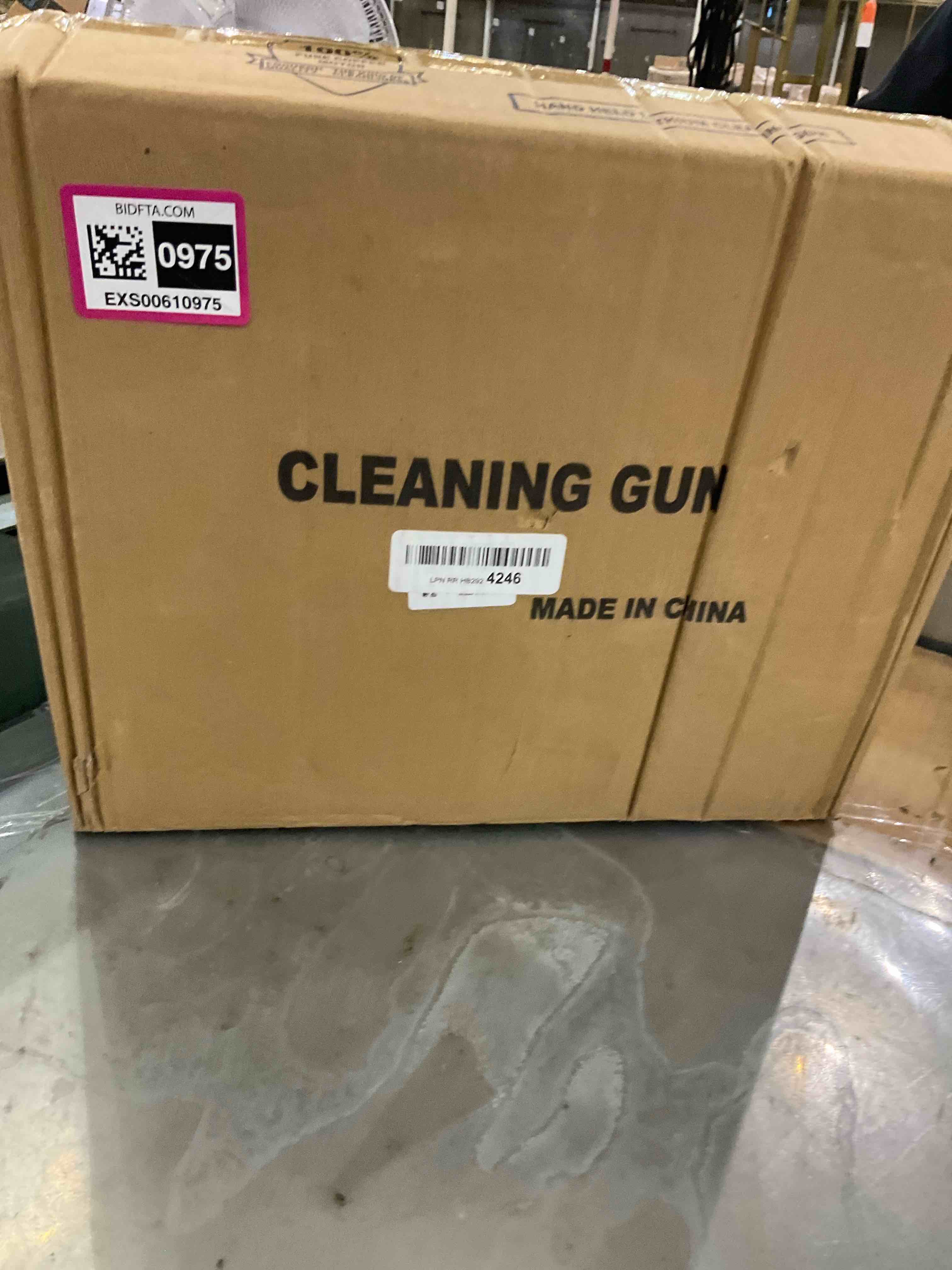 https://s3.amazonaws.com/lotting-images-prod/bidfta/EXS00610975_1701107276810.jpeg