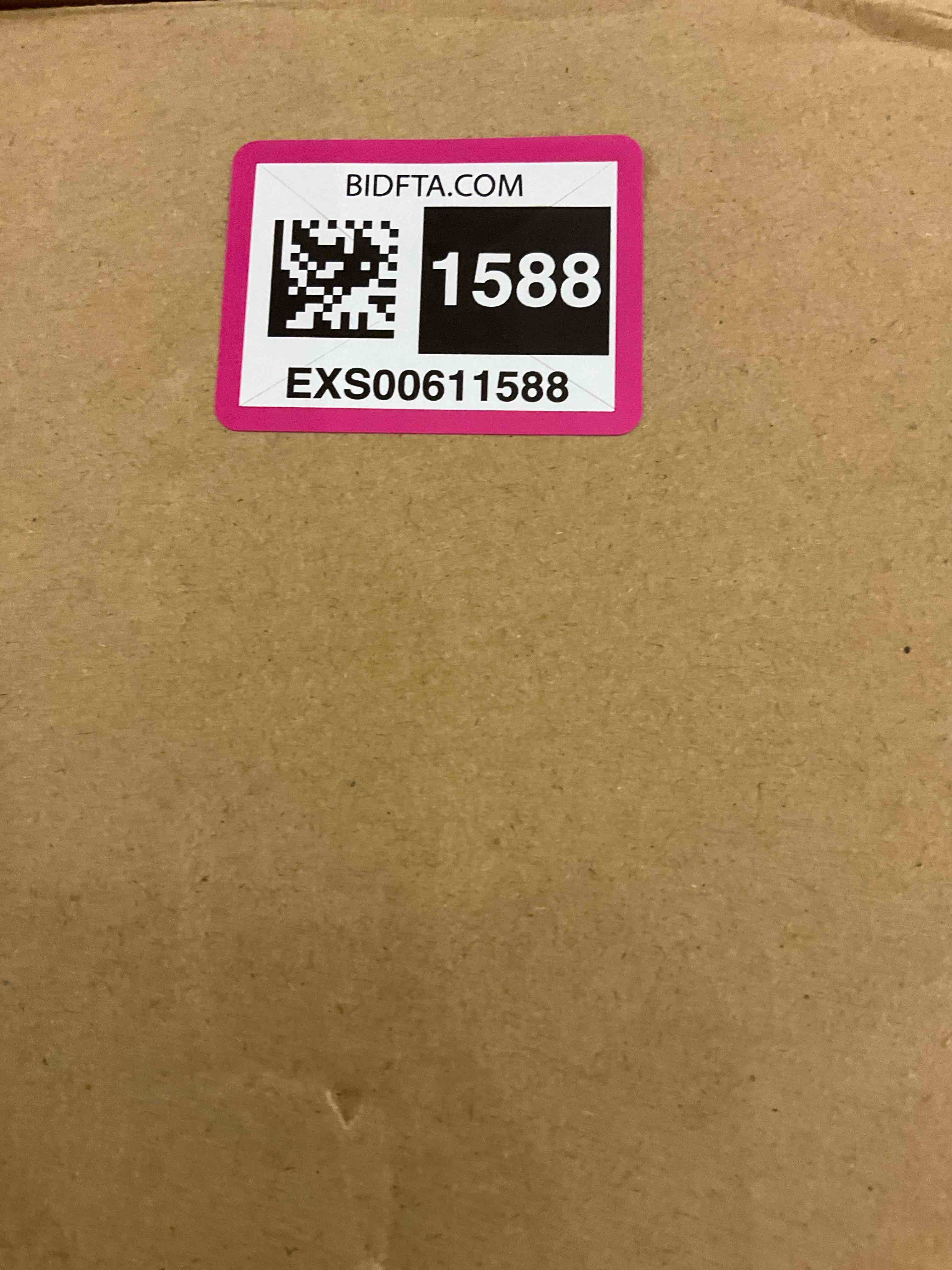 https://s3.amazonaws.com/lotting-images-prod/bidfta/EXS00611588_1697816892128.jpeg