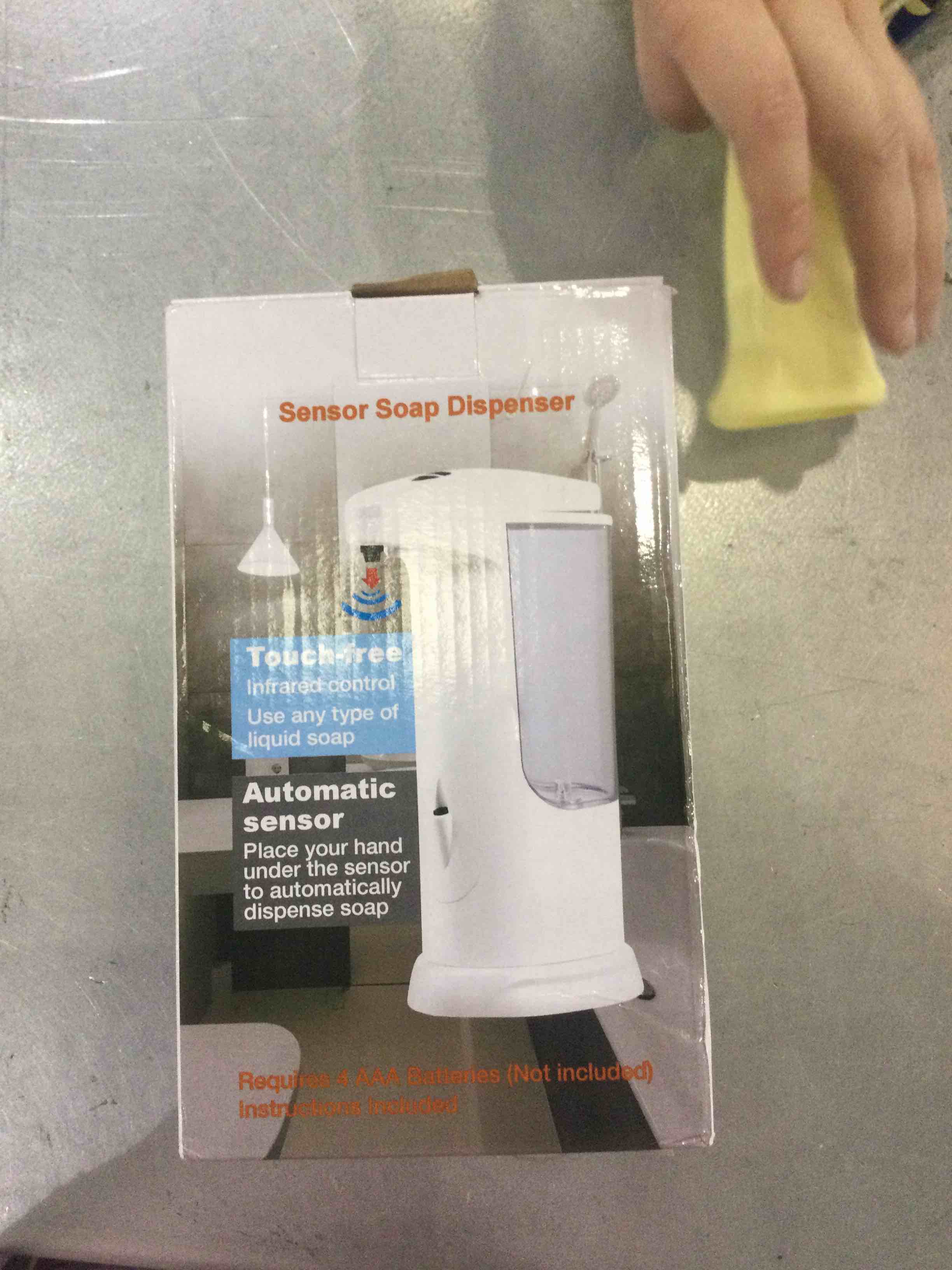 https://s3.amazonaws.com/lotting-images-prod/bidfta/EXS00612065_1698071814131.jpeg