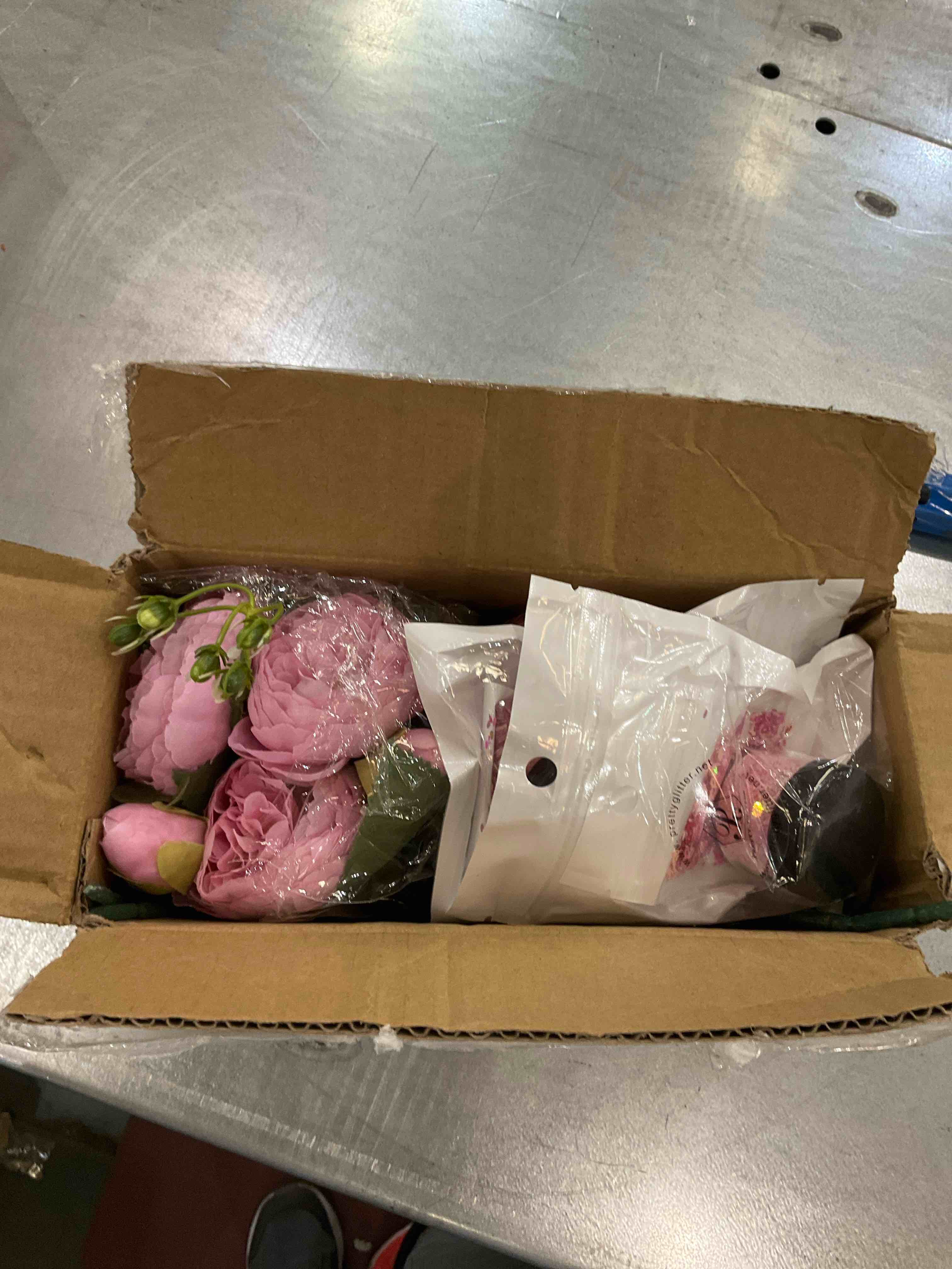 https://s3.amazonaws.com/lotting-images-prod/bidfta/EXS00612644_1697745410327.jpeg