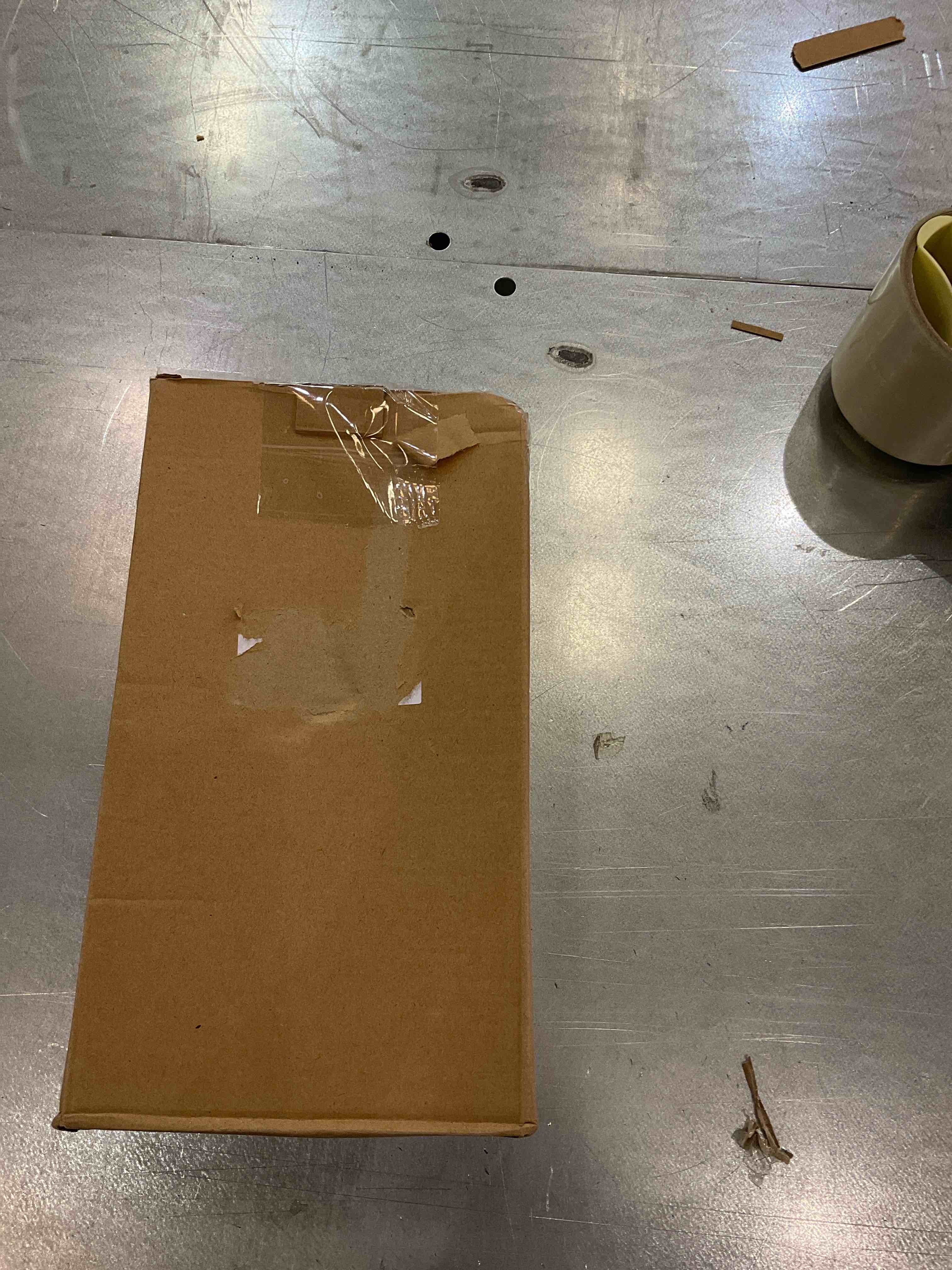 https://s3.amazonaws.com/lotting-images-prod/bidfta/EXS00612836_1697828987093.jpeg