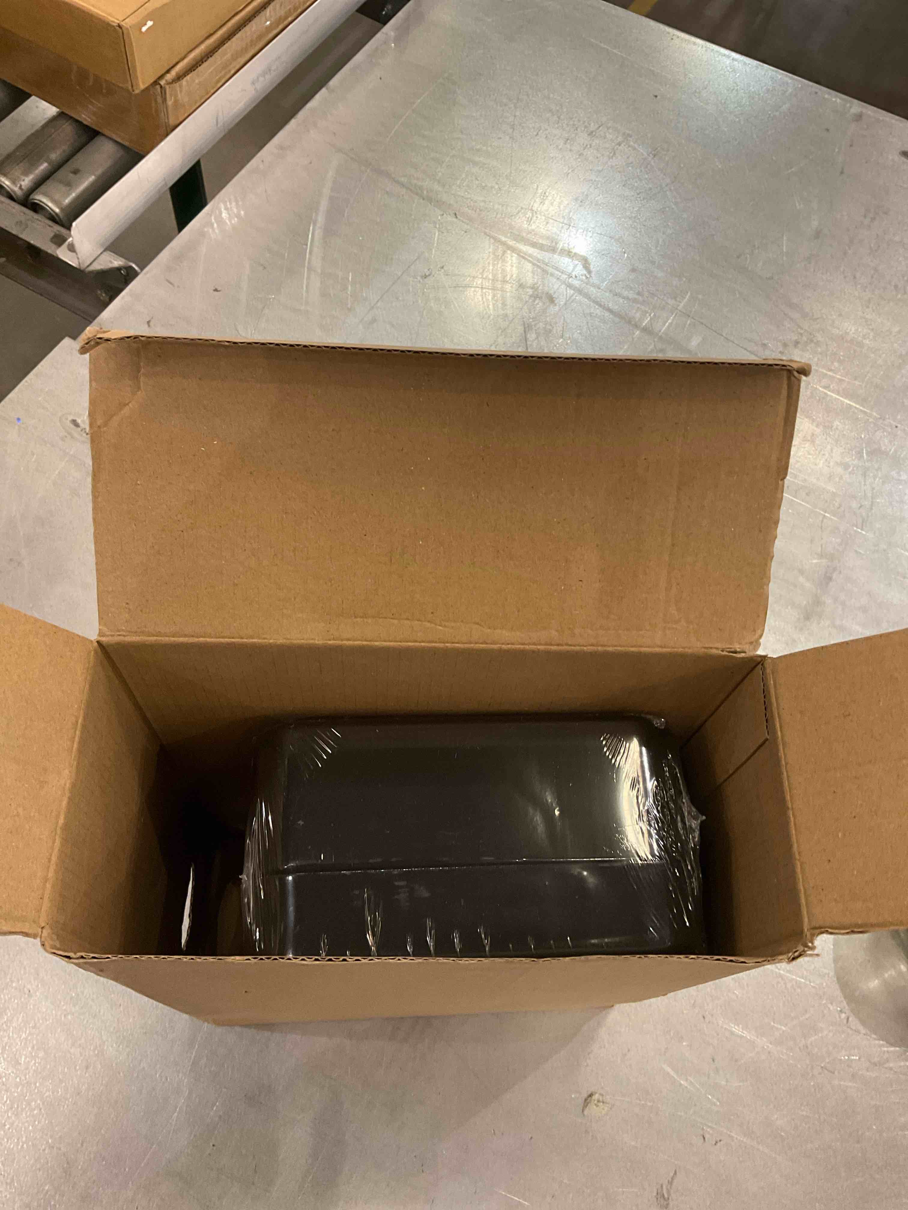 https://s3.amazonaws.com/lotting-images-prod/bidfta/EXS00612837_1697829031272.jpeg