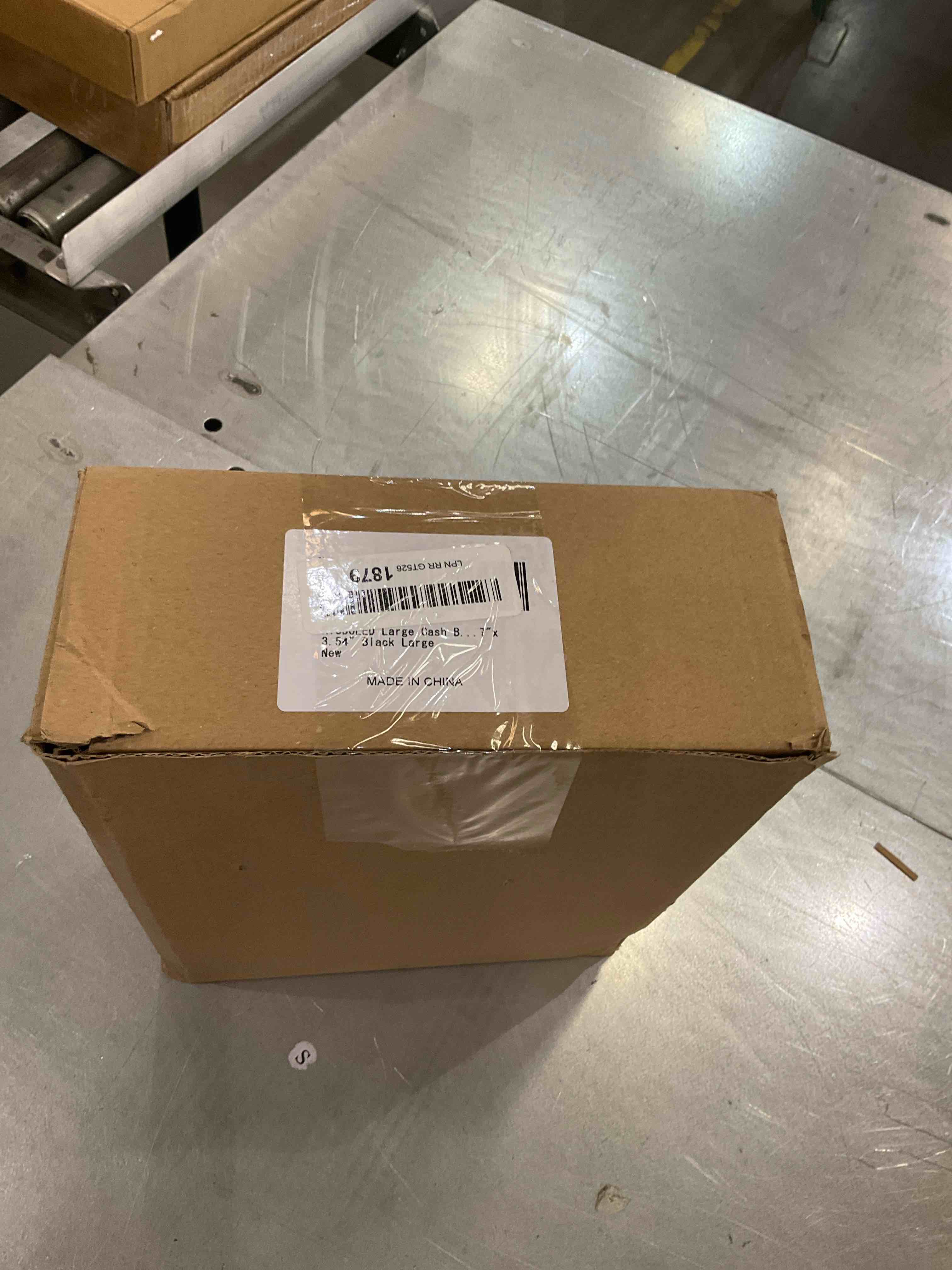 https://s3.amazonaws.com/lotting-images-prod/bidfta/EXS00612837_1697829040505.jpeg