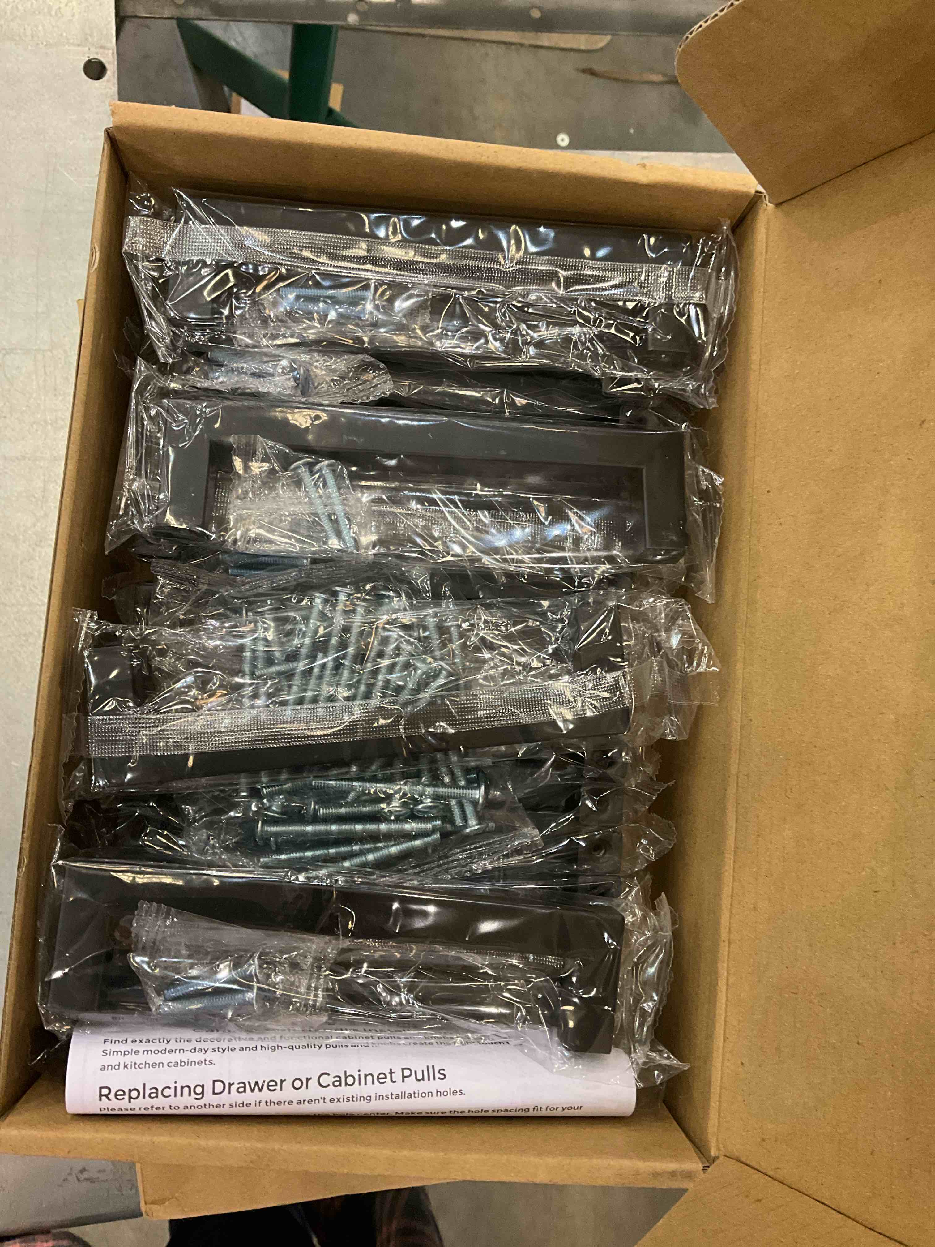 https://s3.amazonaws.com/lotting-images-prod/bidfta/EXS00613381_1698160633828.jpeg