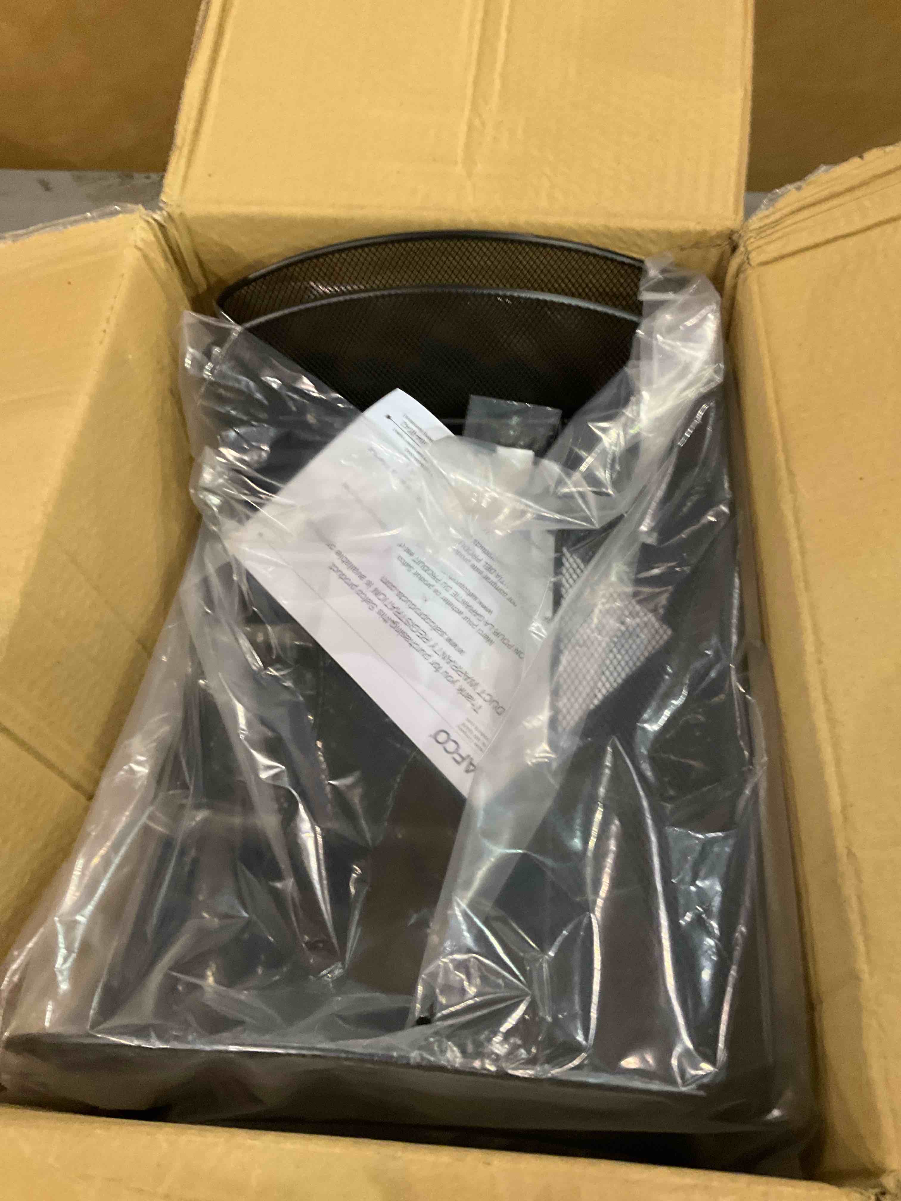 https://s3.amazonaws.com/lotting-images-prod/bidfta/EXS00614507_1697753687941.jpeg