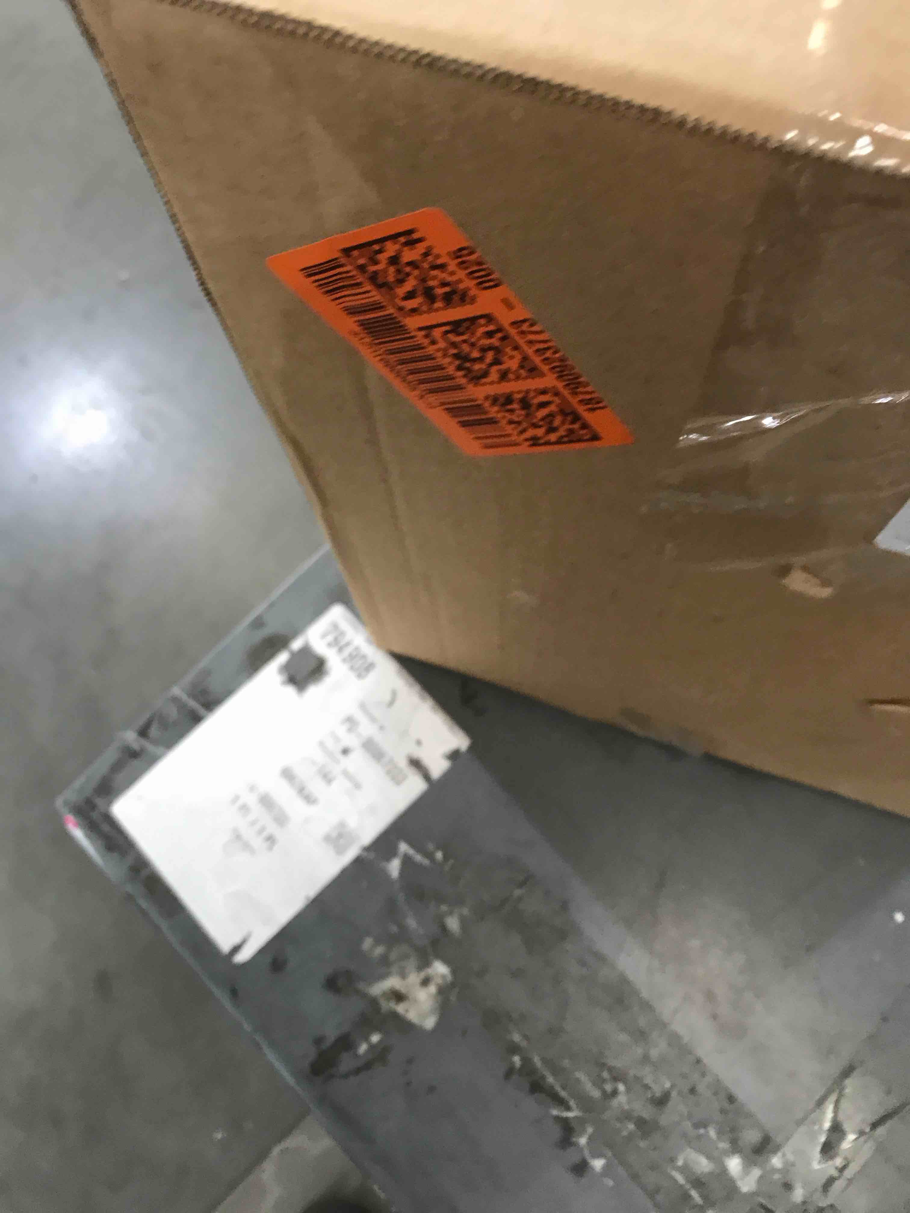 https://s3.amazonaws.com/lotting-images-prod/bidfta/EXS00614644_1697817030184.jpeg