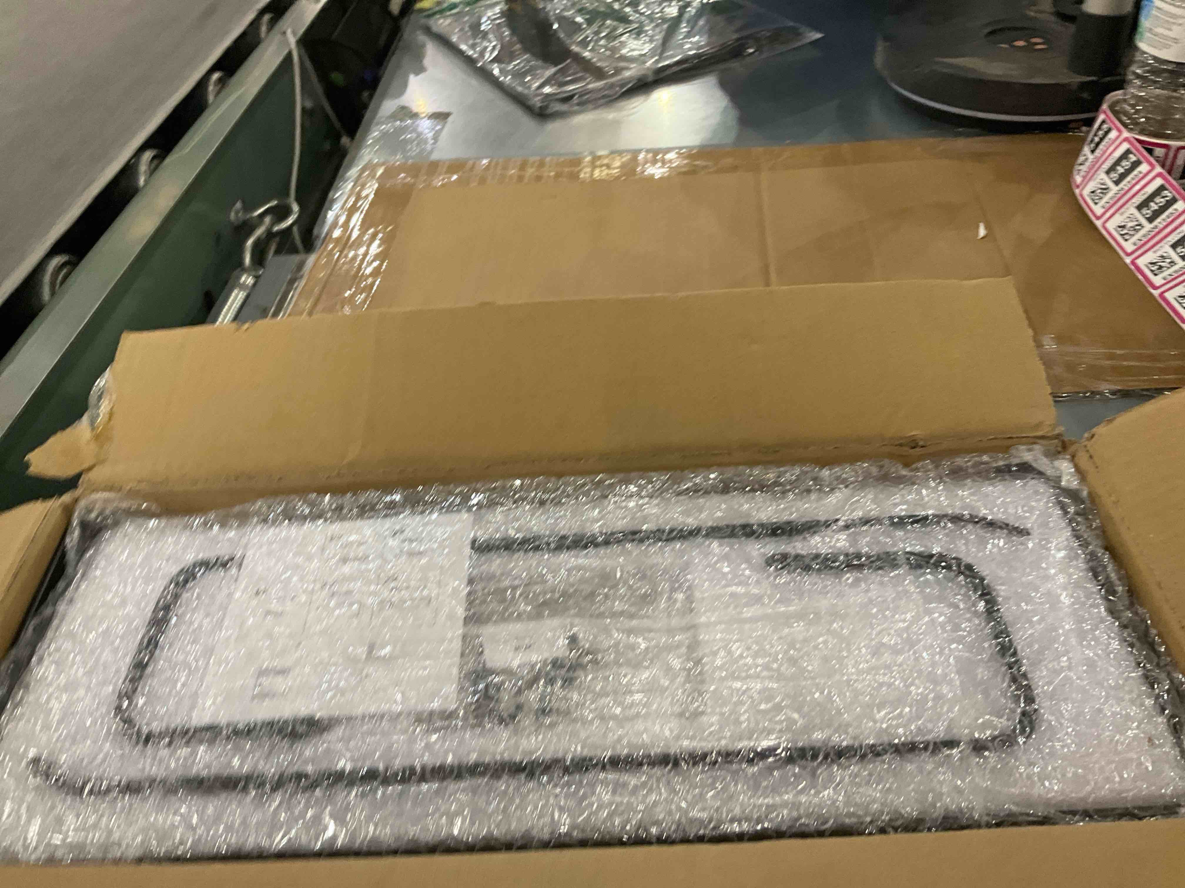 https://s3.amazonaws.com/lotting-images-prod/bidfta/EXS00615434_1698762715439.jpeg
