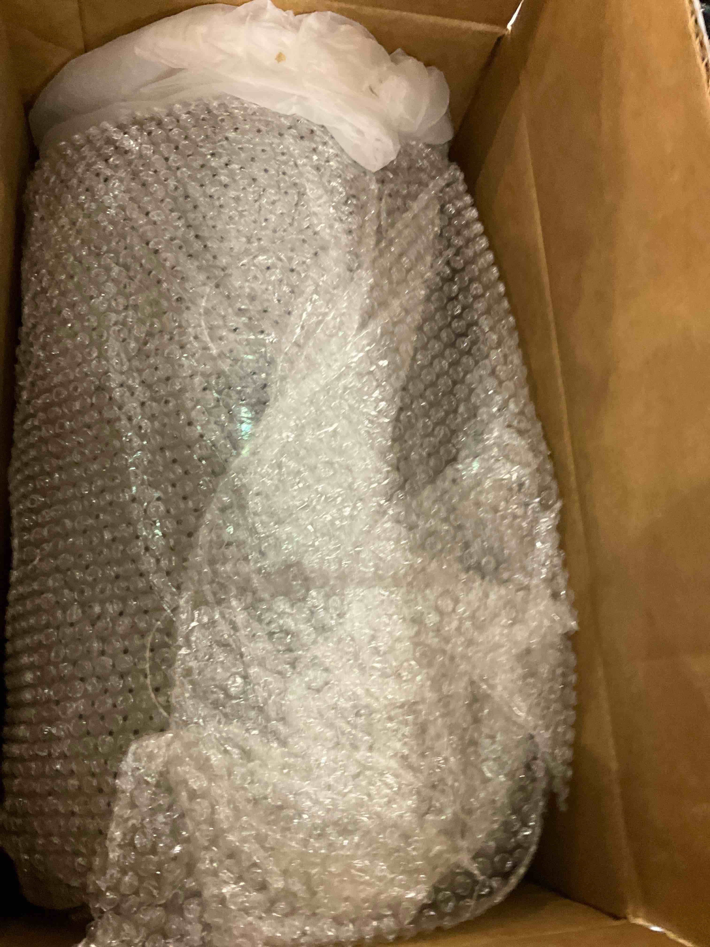 https://s3.amazonaws.com/lotting-images-prod/bidfta/EXS00616867_1699450056334.jpeg