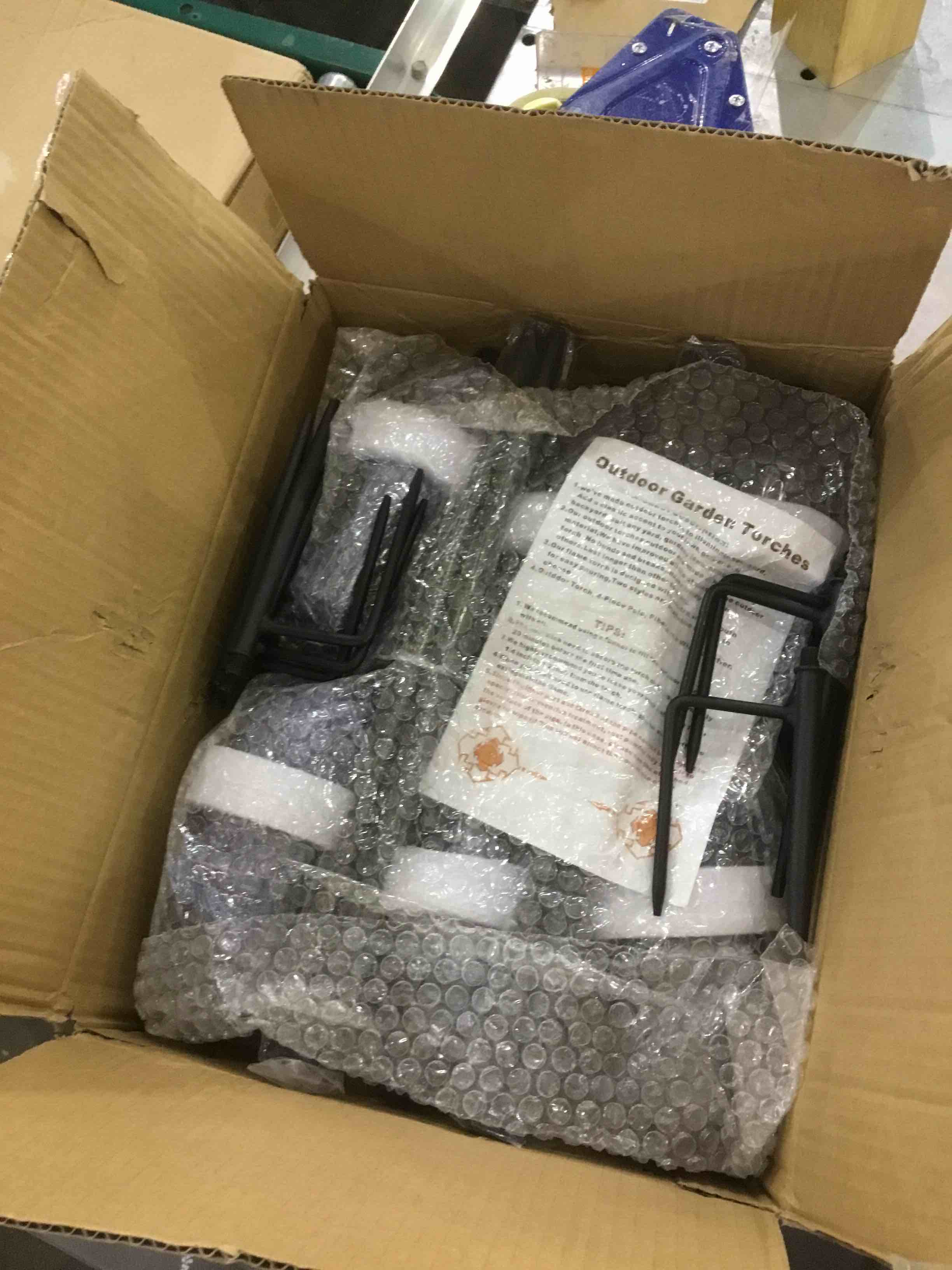 https://s3.amazonaws.com/lotting-images-prod/bidfta/EXS00617018_1699554064573.jpeg