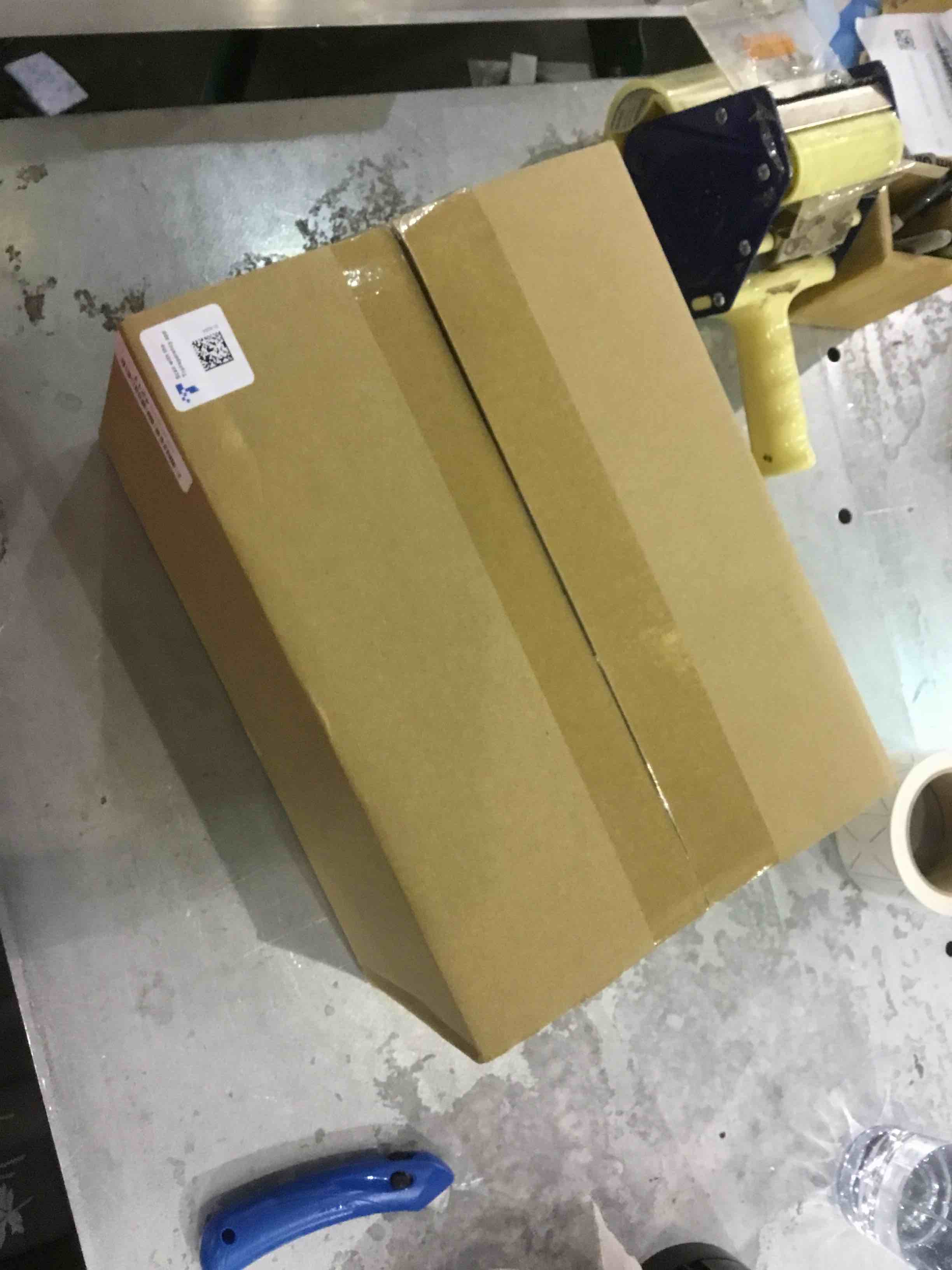 https://s3.amazonaws.com/lotting-images-prod/bidfta/EXS00617057_1699558808447.jpeg