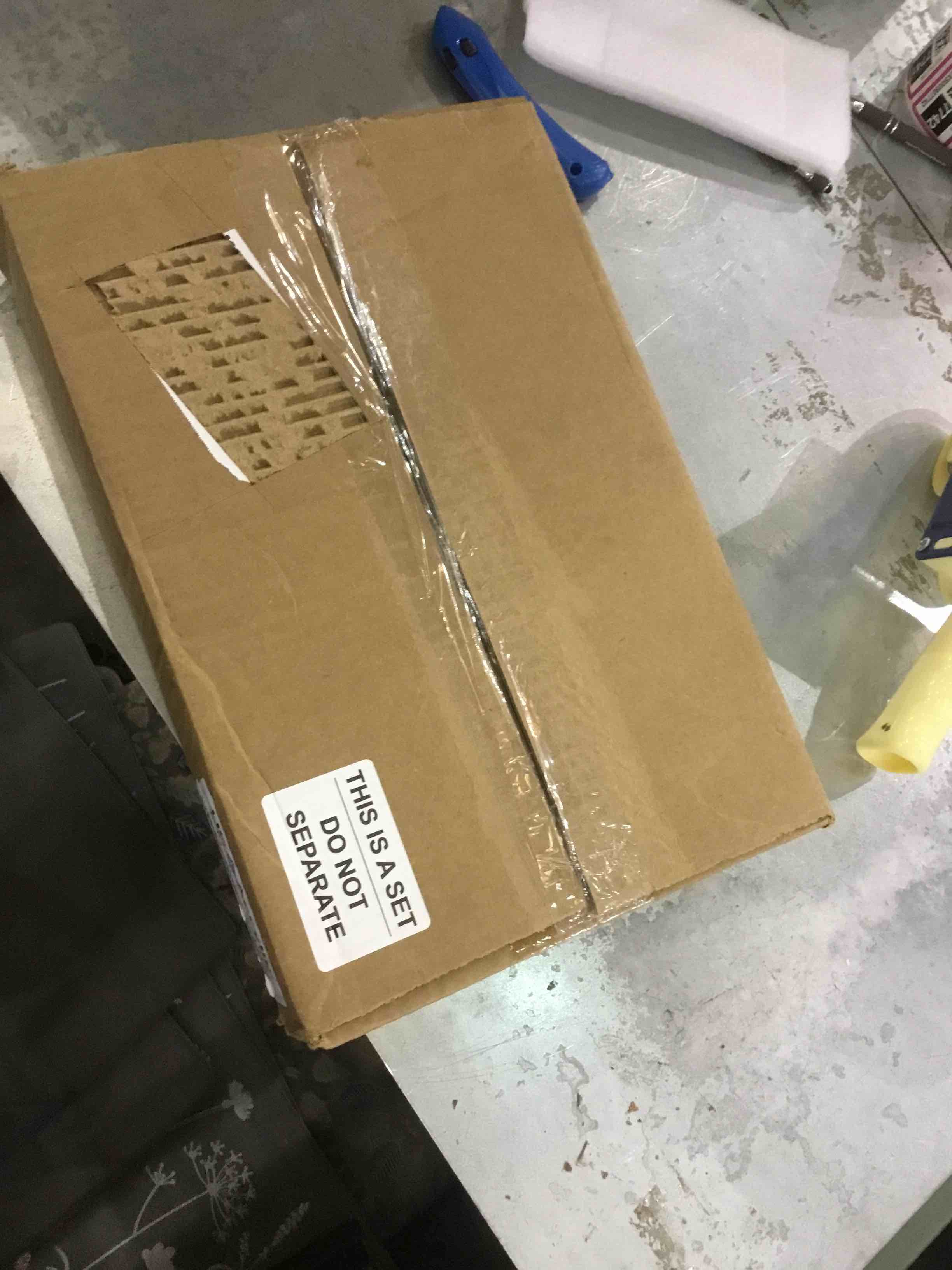 https://s3.amazonaws.com/lotting-images-prod/bidfta/EXS00617222_1699630562342.jpeg