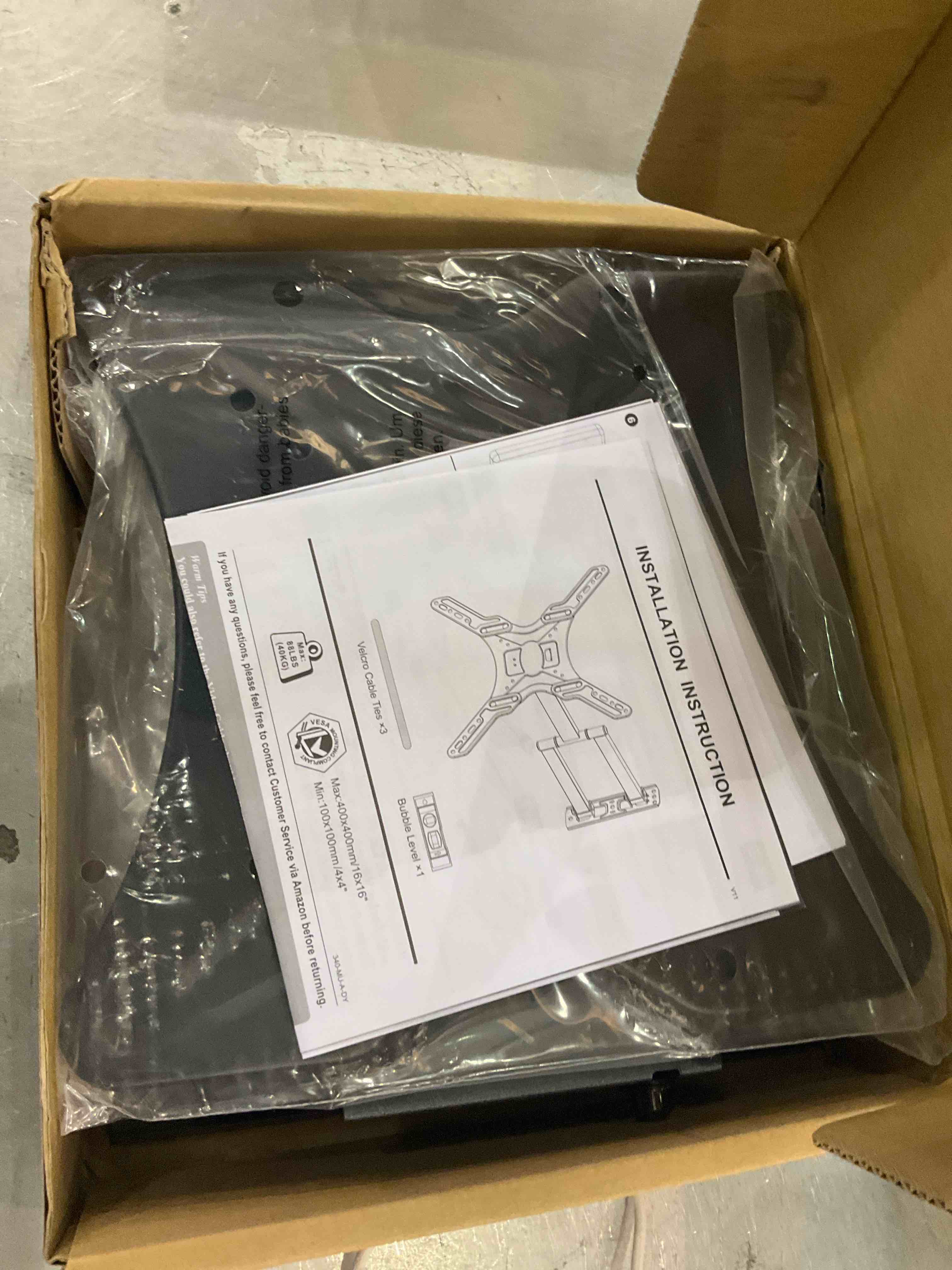https://s3.amazonaws.com/lotting-images-prod/bidfta/EXS00618282_1699645621325.jpeg