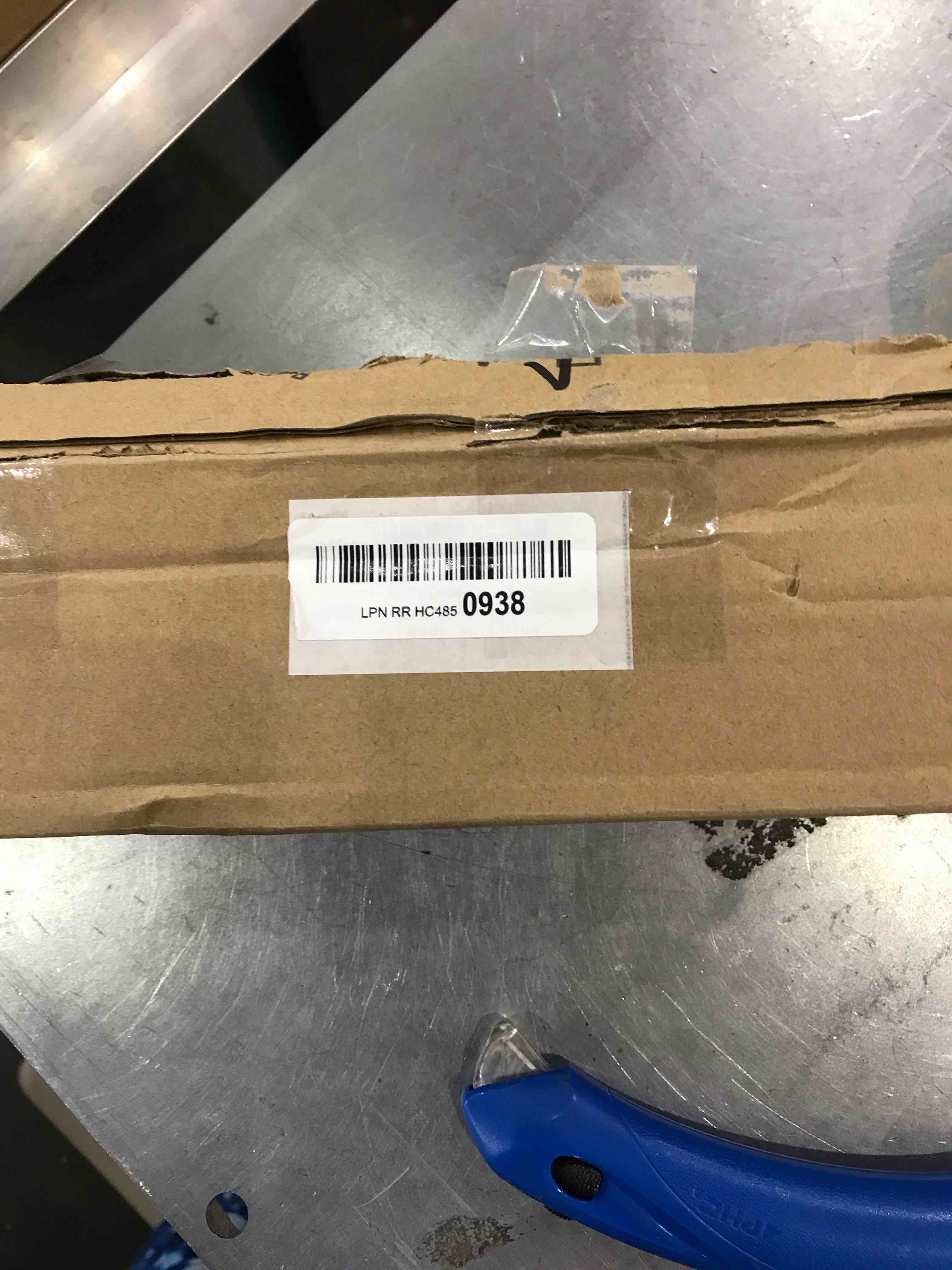 https://s3.amazonaws.com/lotting-images-prod/bidfta/EXS00618331_1699965750574.jpeg