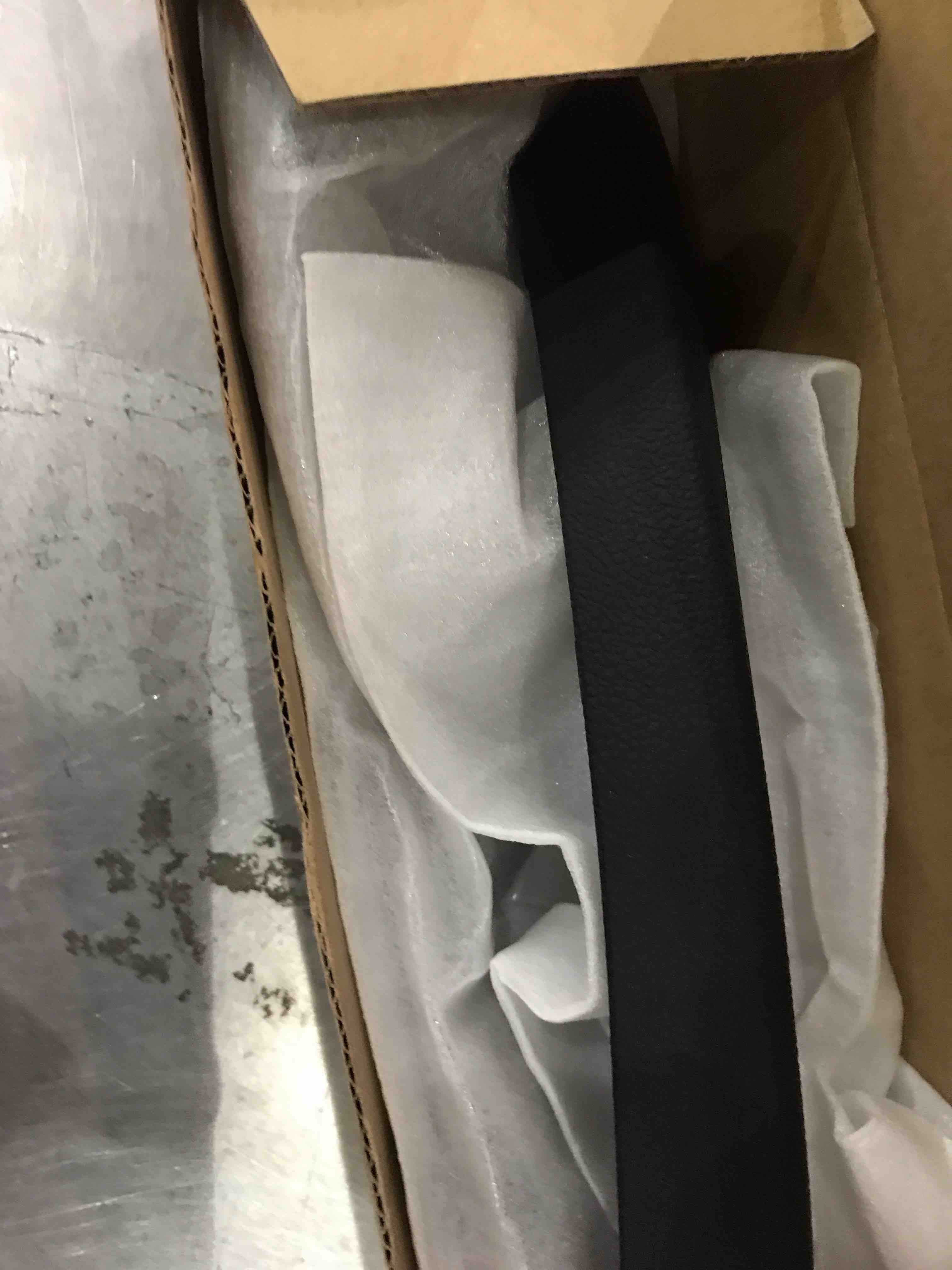 https://s3.amazonaws.com/lotting-images-prod/bidfta/EXS00618451_1700661216818.jpeg