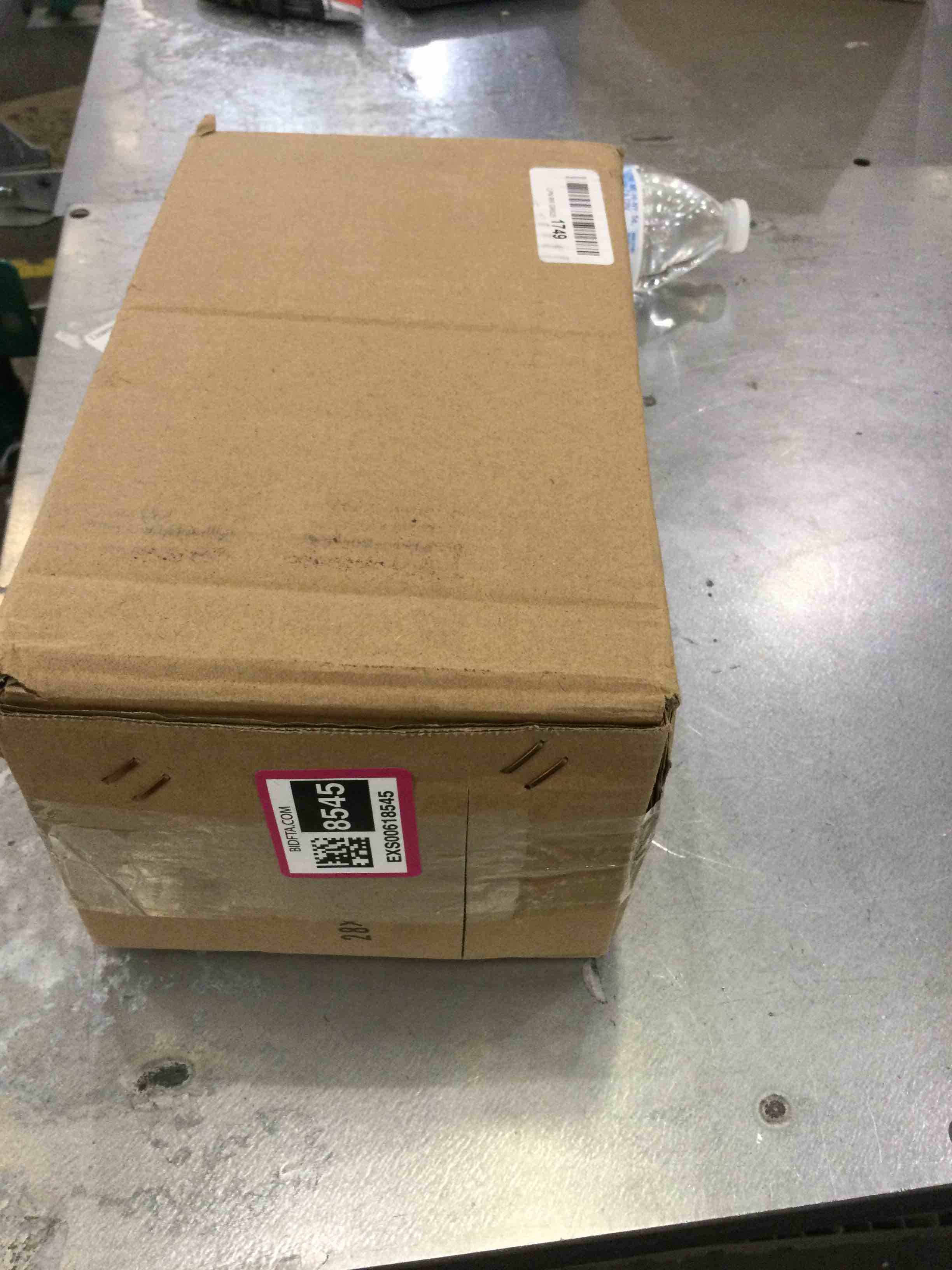 https://s3.amazonaws.com/lotting-images-prod/bidfta/EXS00618545_1698080462383.jpeg