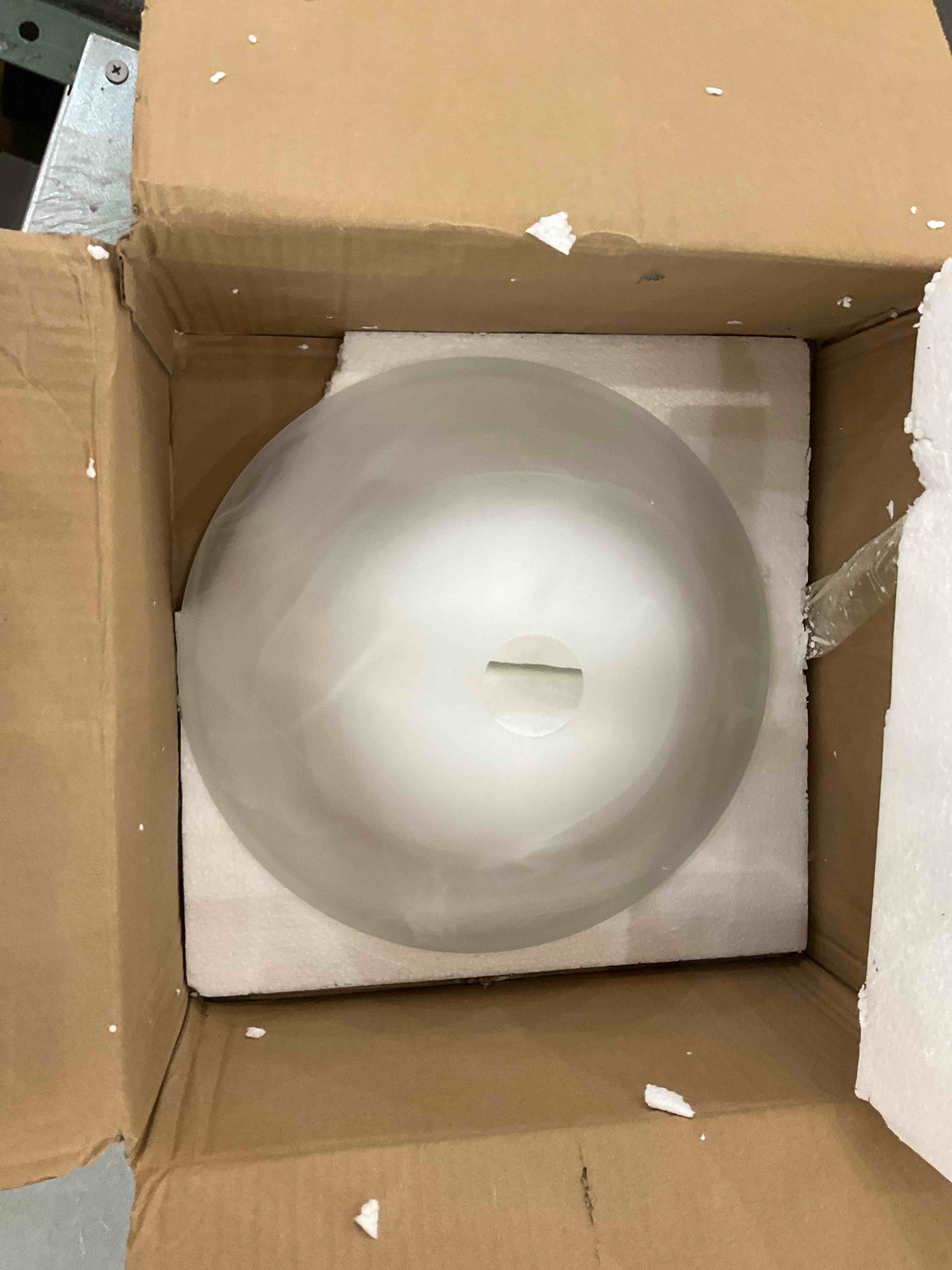 https://s3.amazonaws.com/lotting-images-prod/bidfta/EXS00618776_1699283170267.jpeg