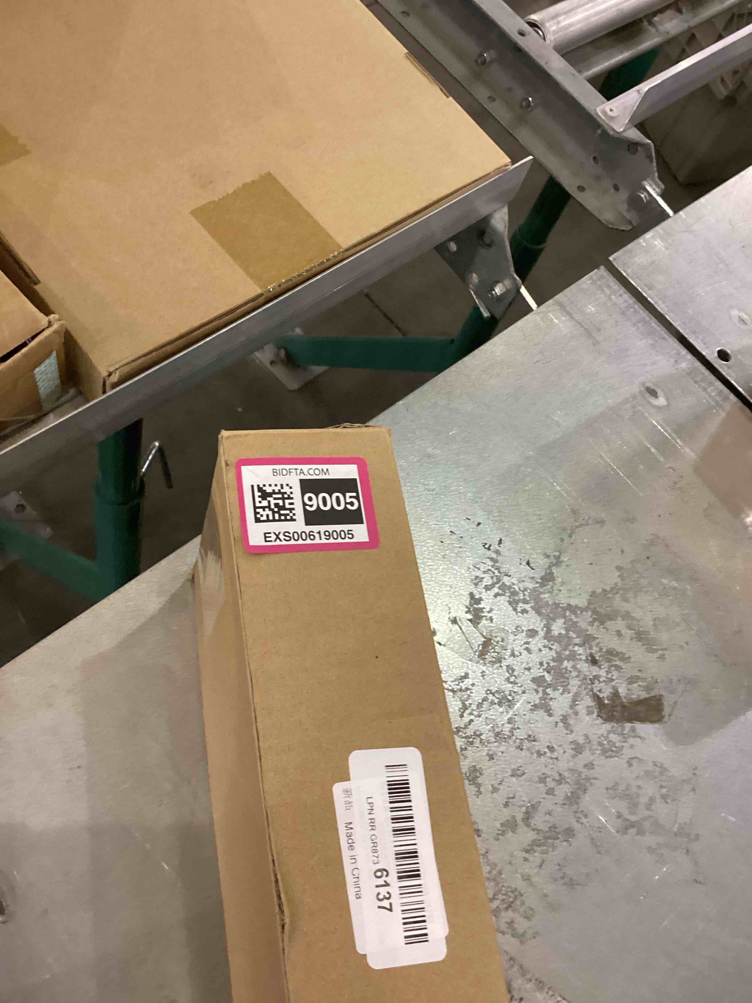 https://s3.amazonaws.com/lotting-images-prod/bidfta/EXS00619005_1697745244956.jpeg
