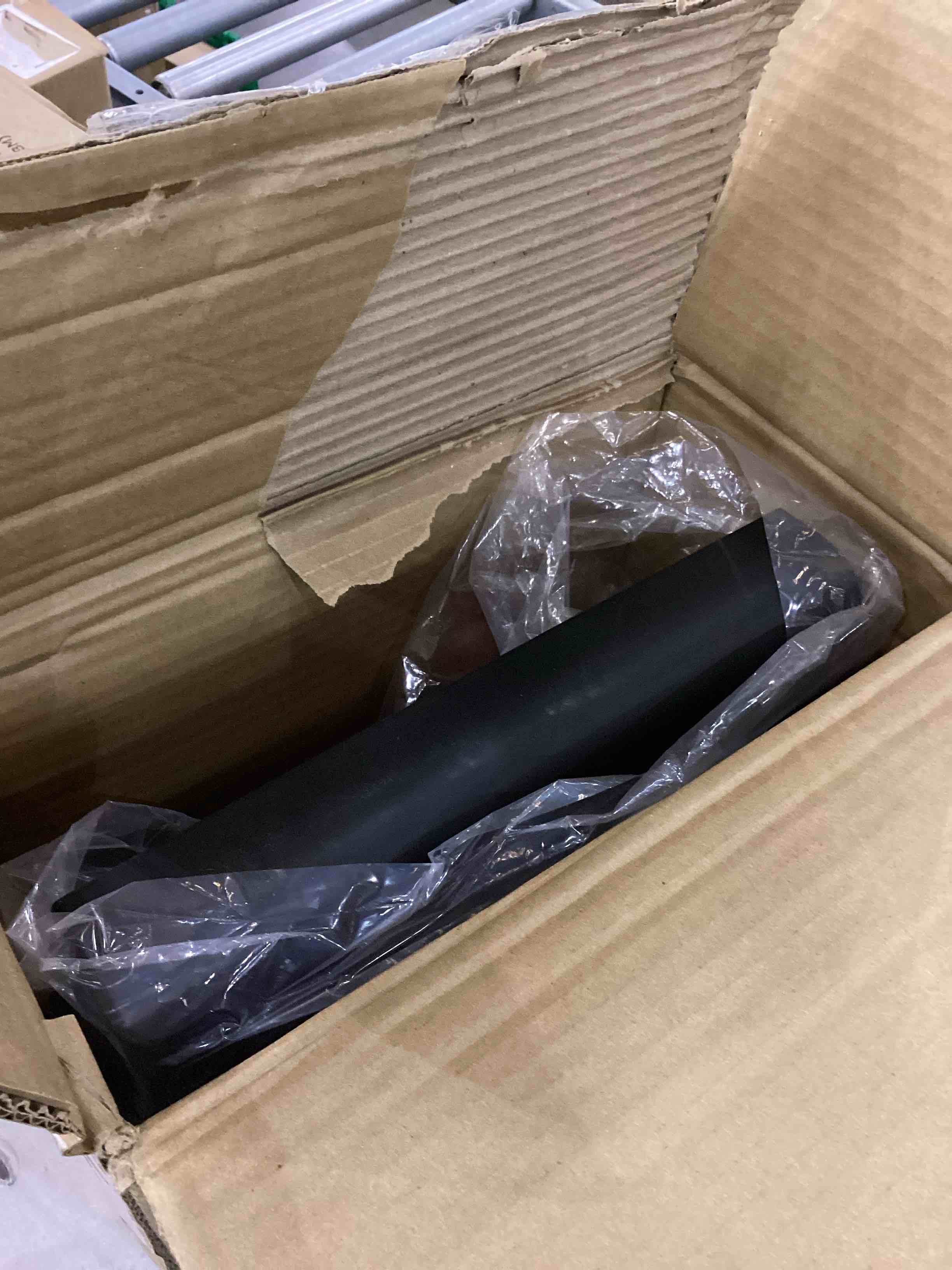 https://s3.amazonaws.com/lotting-images-prod/bidfta/EXS00619230_1698068307504.jpeg