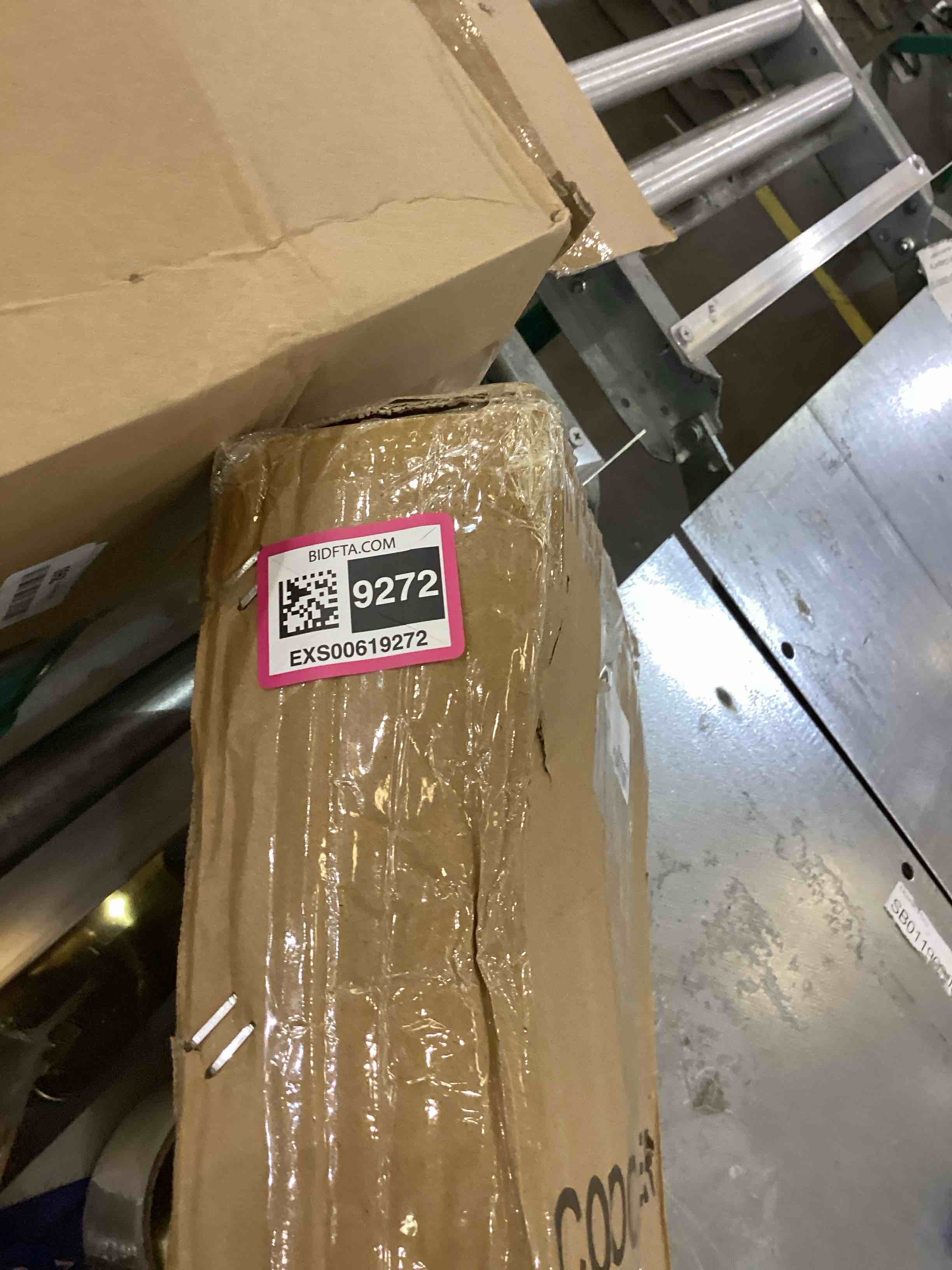 https://s3.amazonaws.com/lotting-images-prod/bidfta/EXS00619272_1698073806412.jpeg