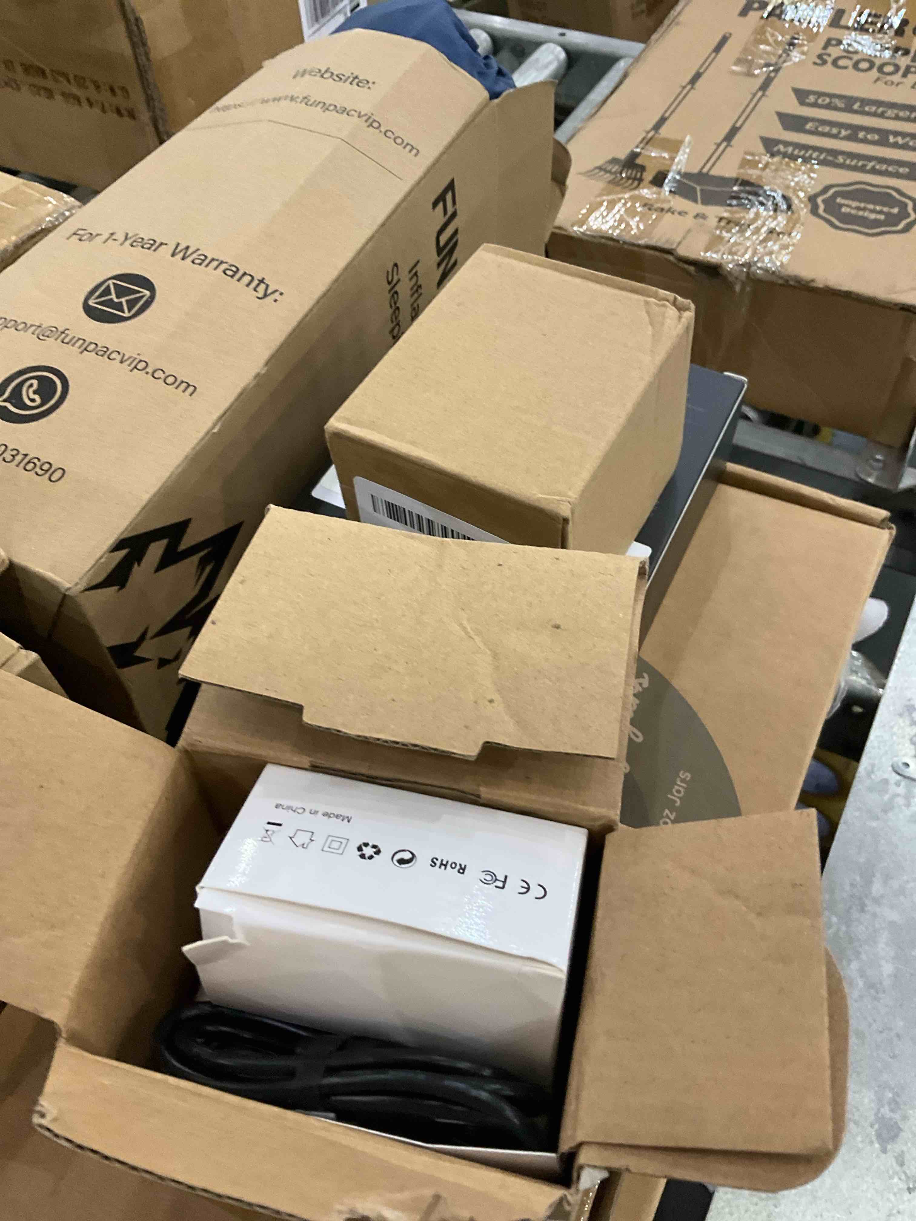 https://s3.amazonaws.com/lotting-images-prod/bidfta/EXS00619677_1697743533804.jpeg