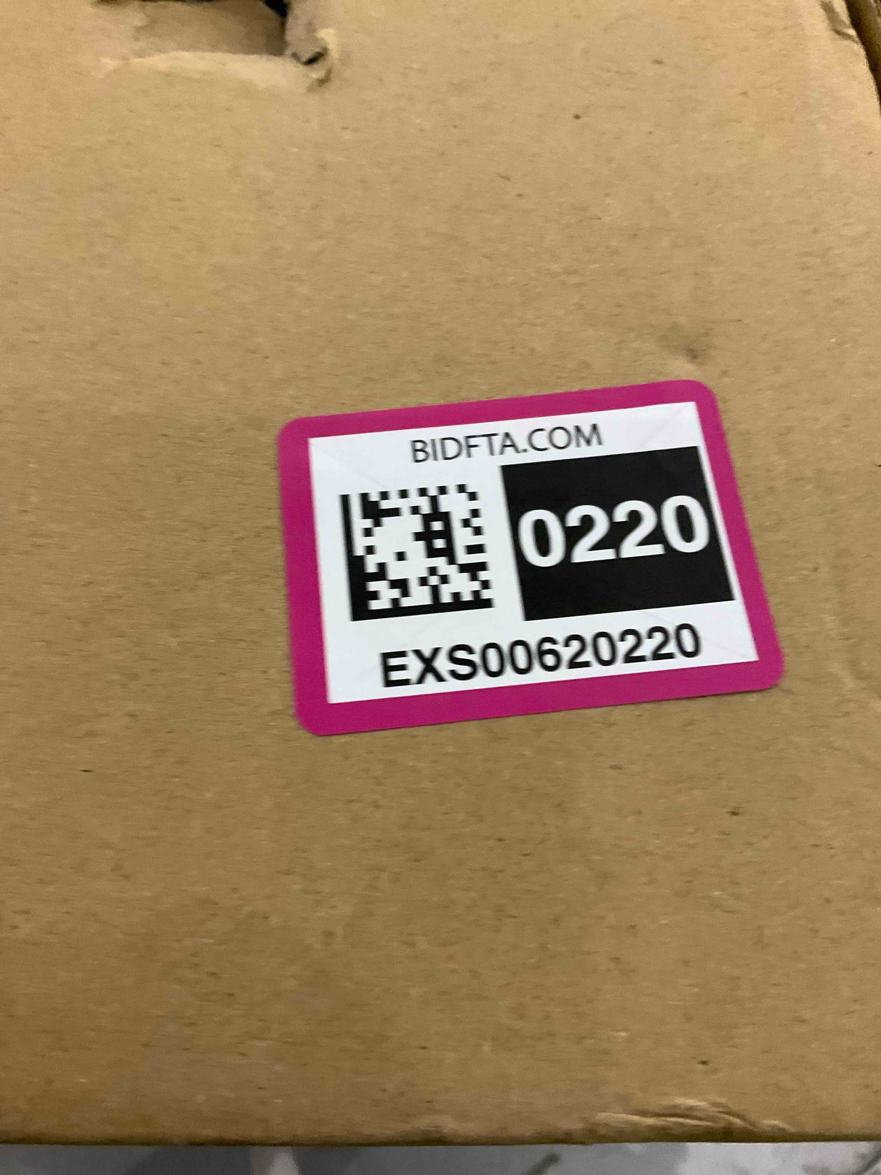 https://s3.amazonaws.com/lotting-images-prod/bidfta/EXS00620220_1695305581110.jpeg