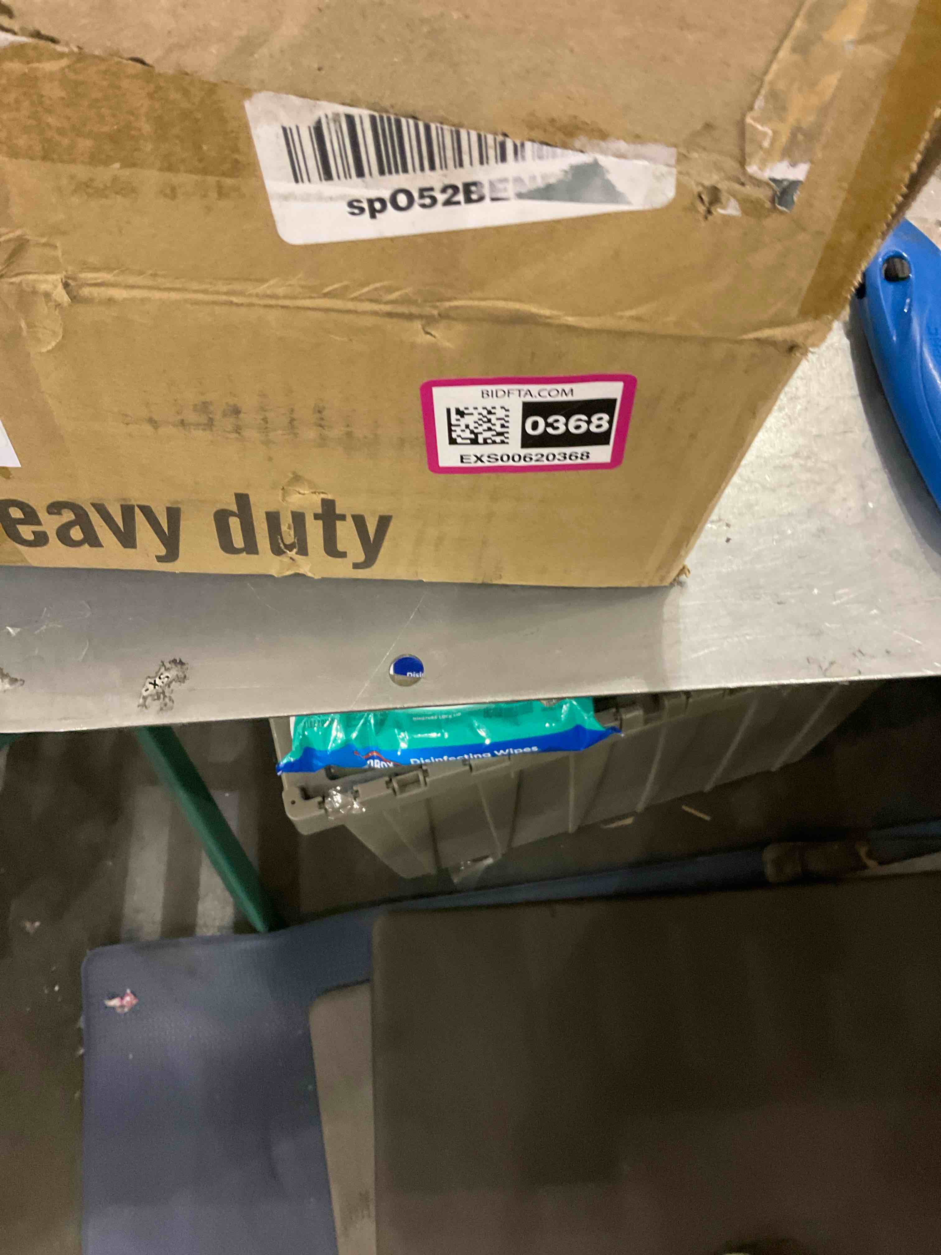 https://s3.amazonaws.com/lotting-images-prod/bidfta/EXS00620368_1695323723739.jpeg