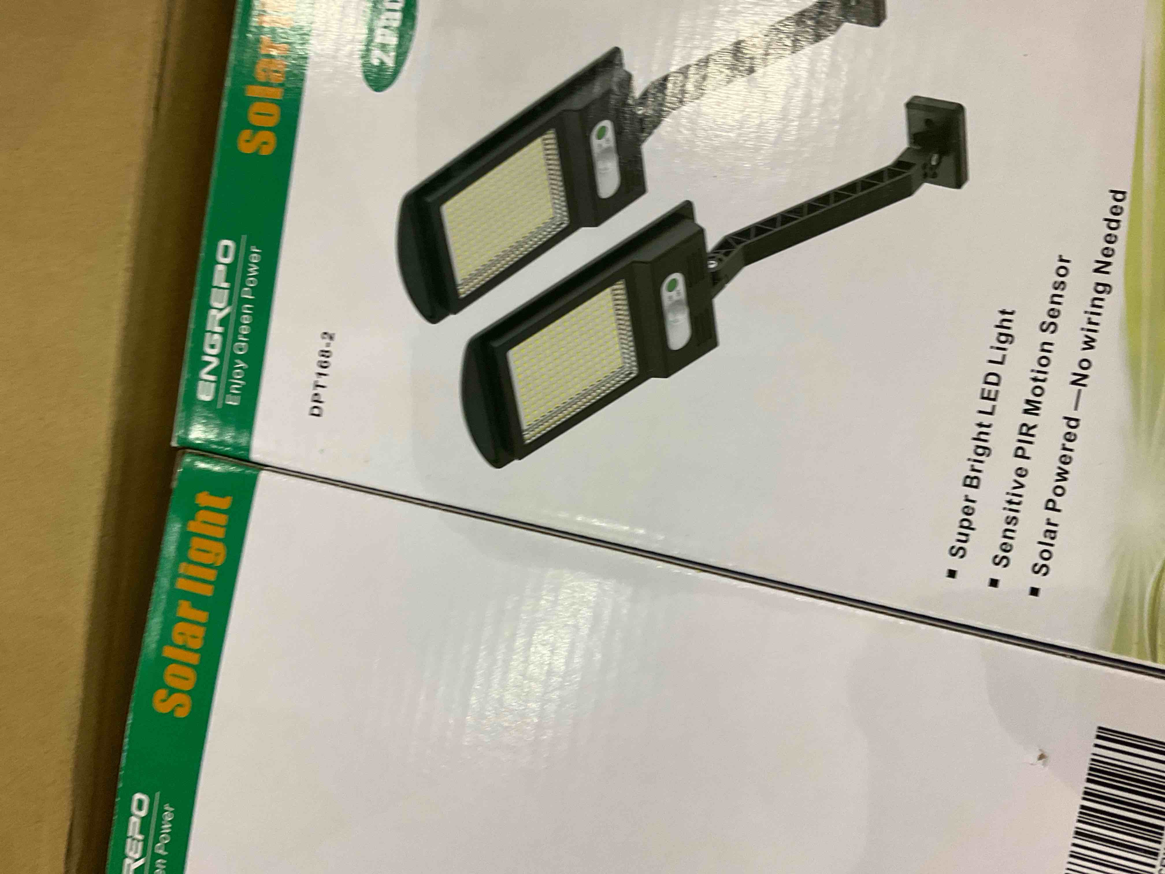 https://s3.amazonaws.com/lotting-images-prod/bidfta/EXS00620370_1695380905882.jpeg