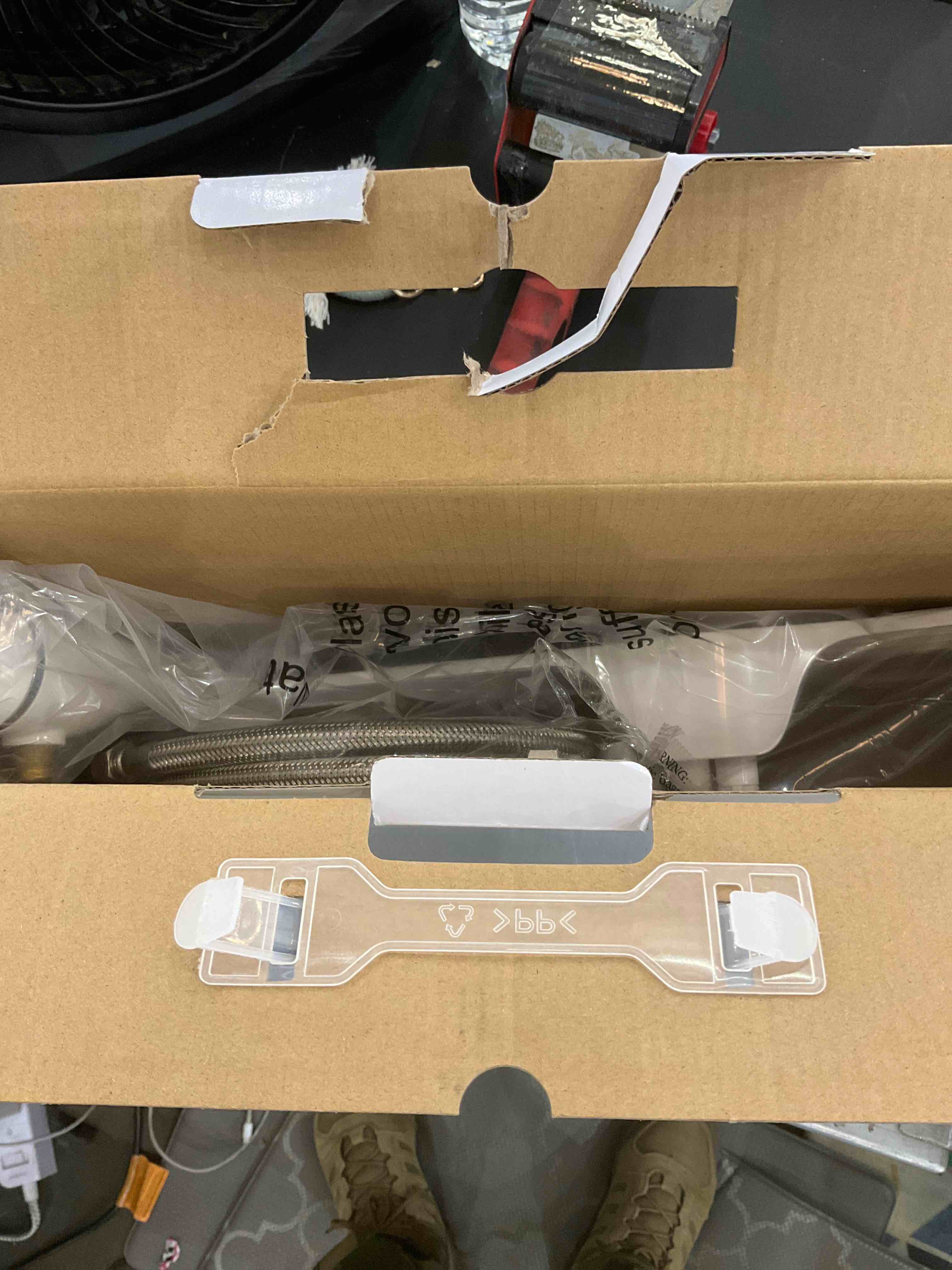 https://s3.amazonaws.com/lotting-images-prod/bidfta/EXS00620548_1695048574339.jpeg