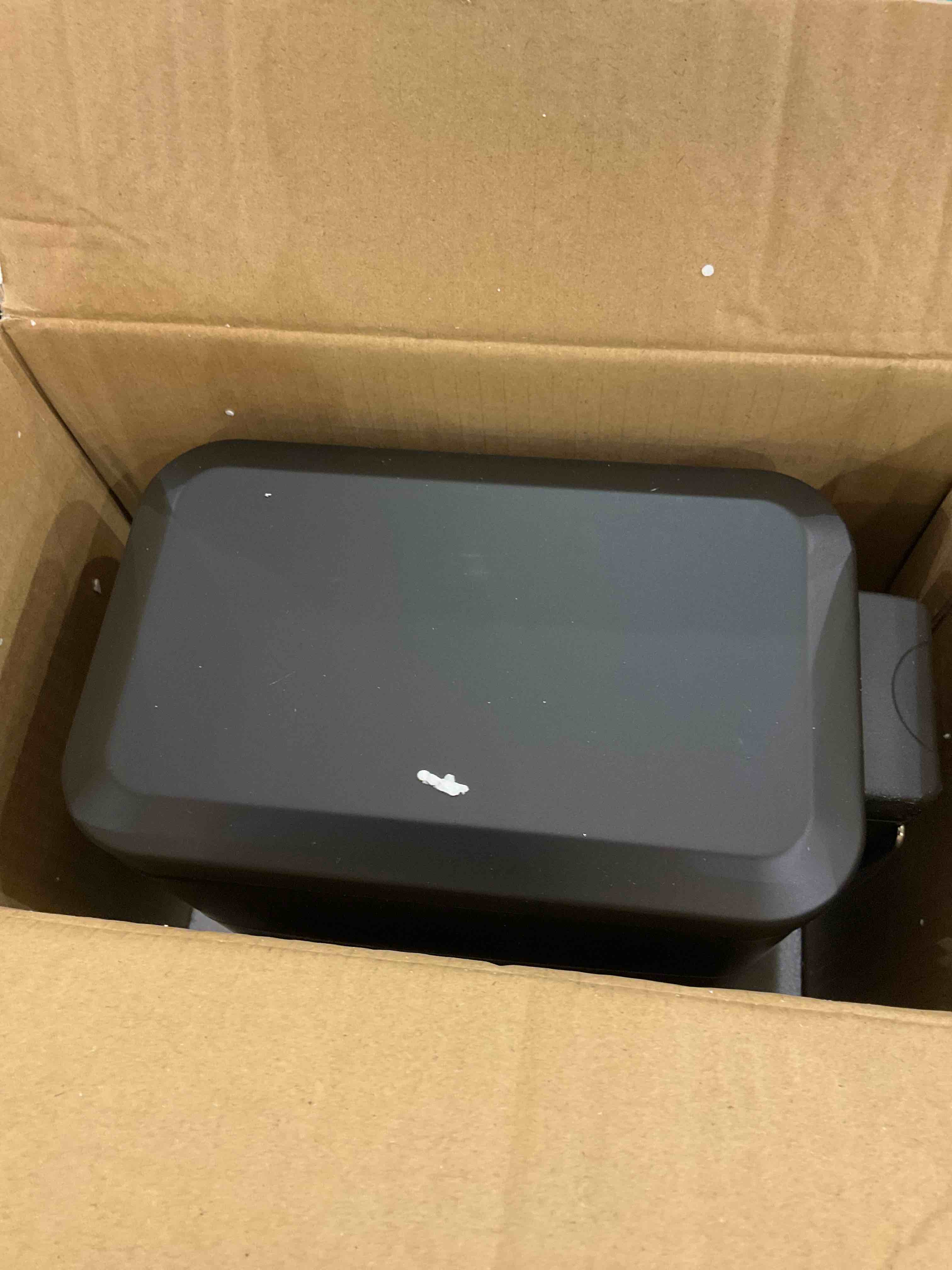 https://s3.amazonaws.com/lotting-images-prod/bidfta/EXS00620640_1695059218920.jpeg