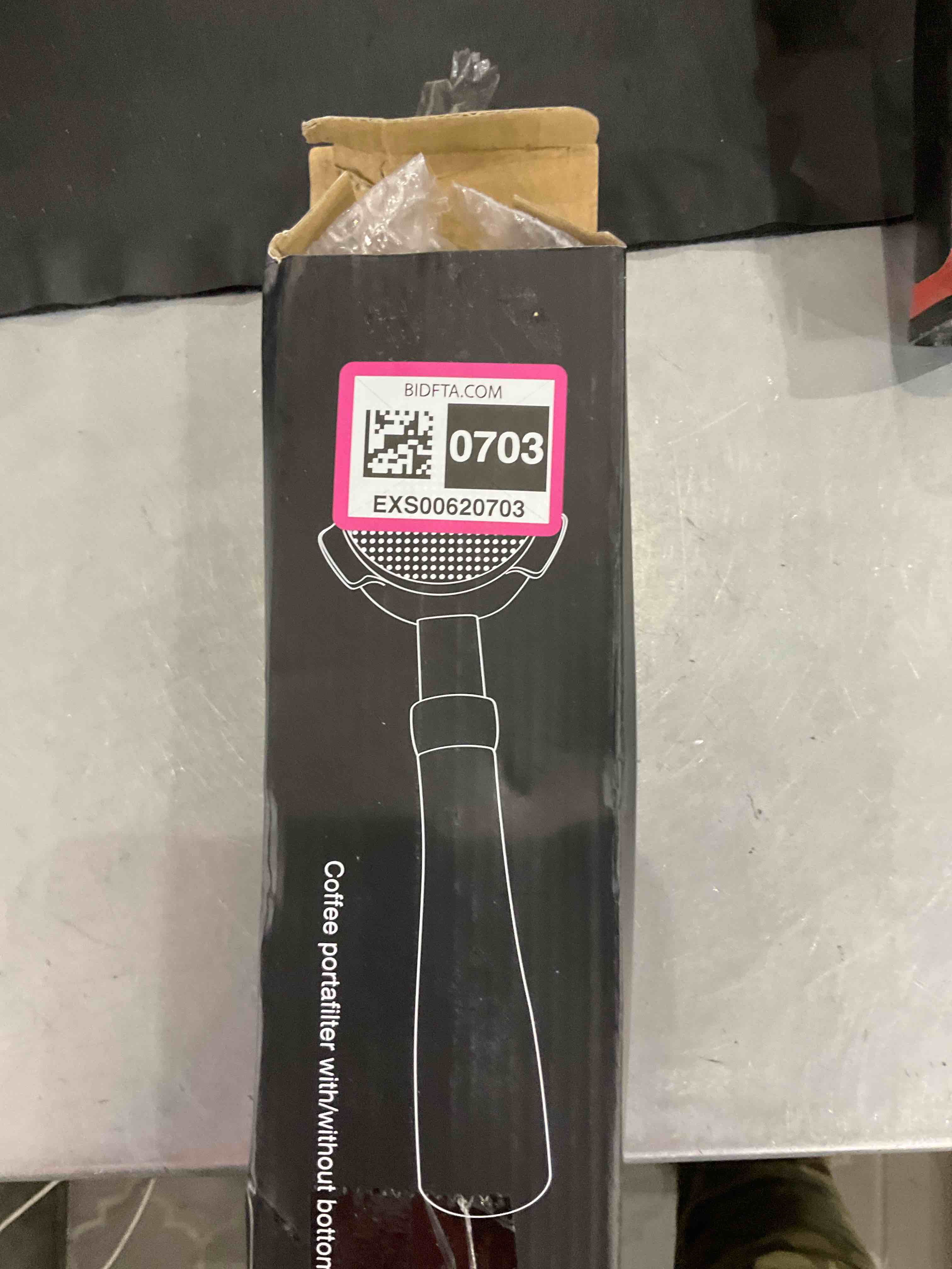 https://s3.amazonaws.com/lotting-images-prod/bidfta/EXS00620703_1695124592381.jpeg