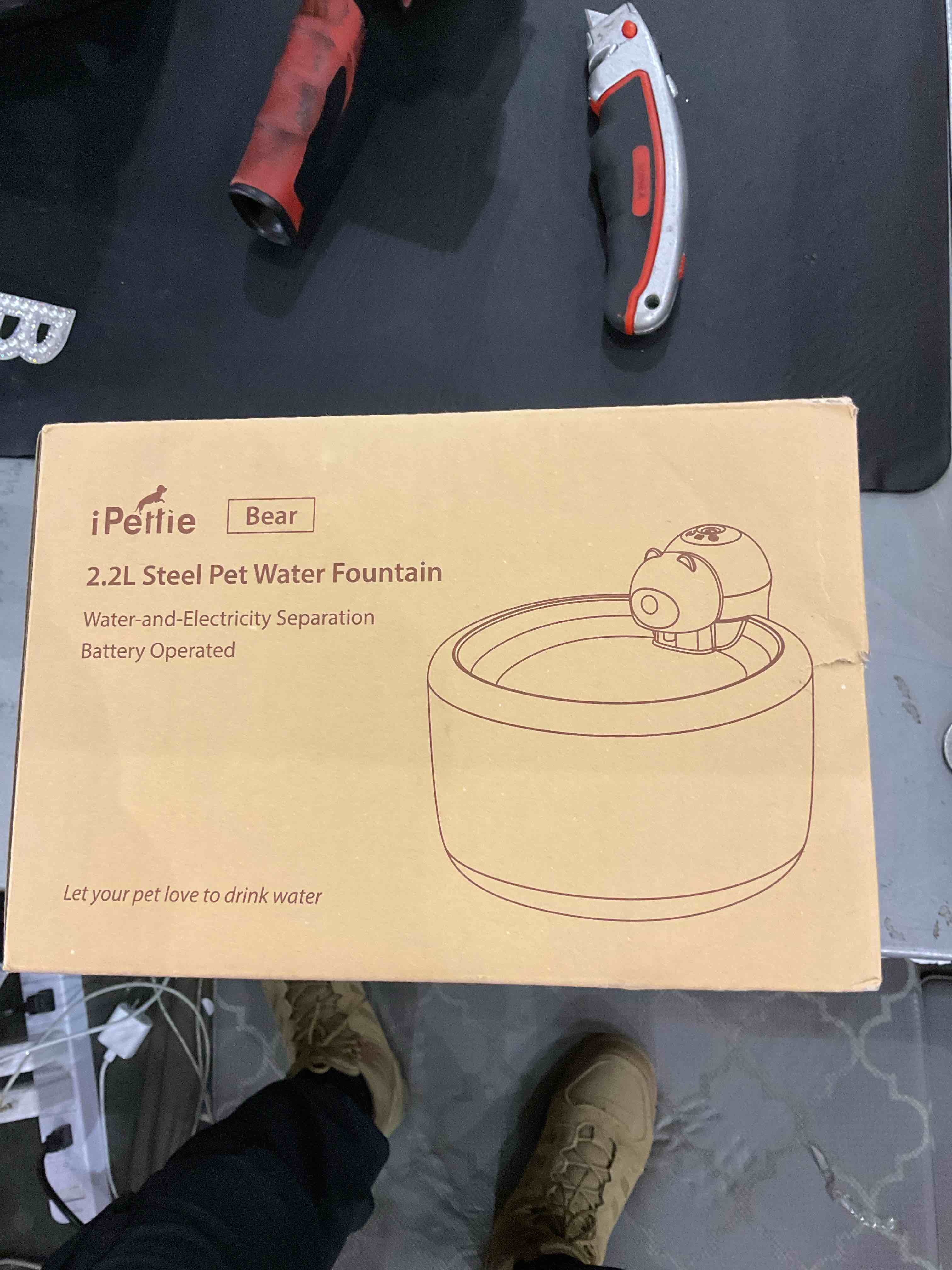 https://s3.amazonaws.com/lotting-images-prod/bidfta/EXS00620955_1695382151422.jpeg