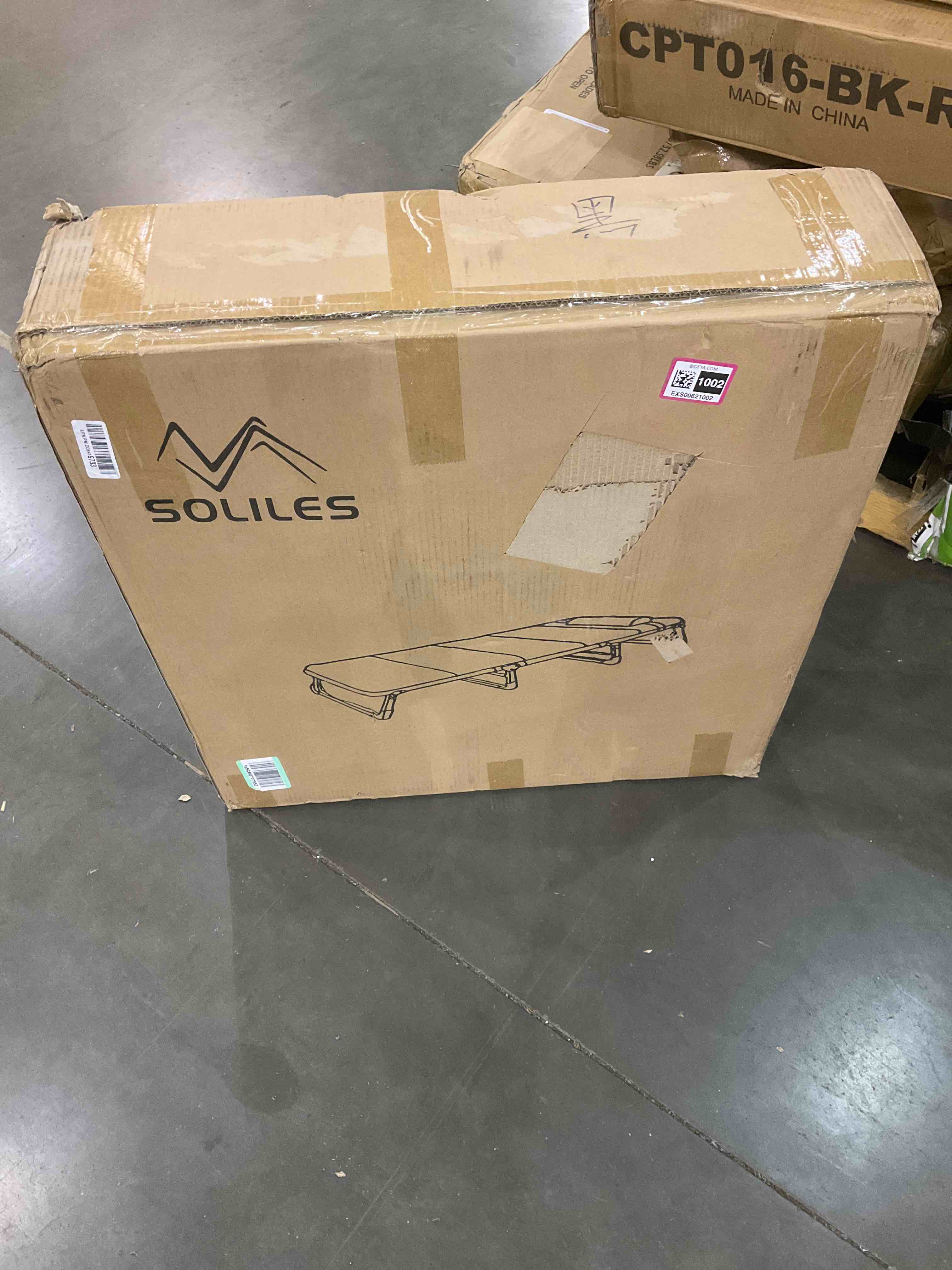 https://s3.amazonaws.com/lotting-images-prod/bidfta/EXS00621002_1694691890229.jpeg