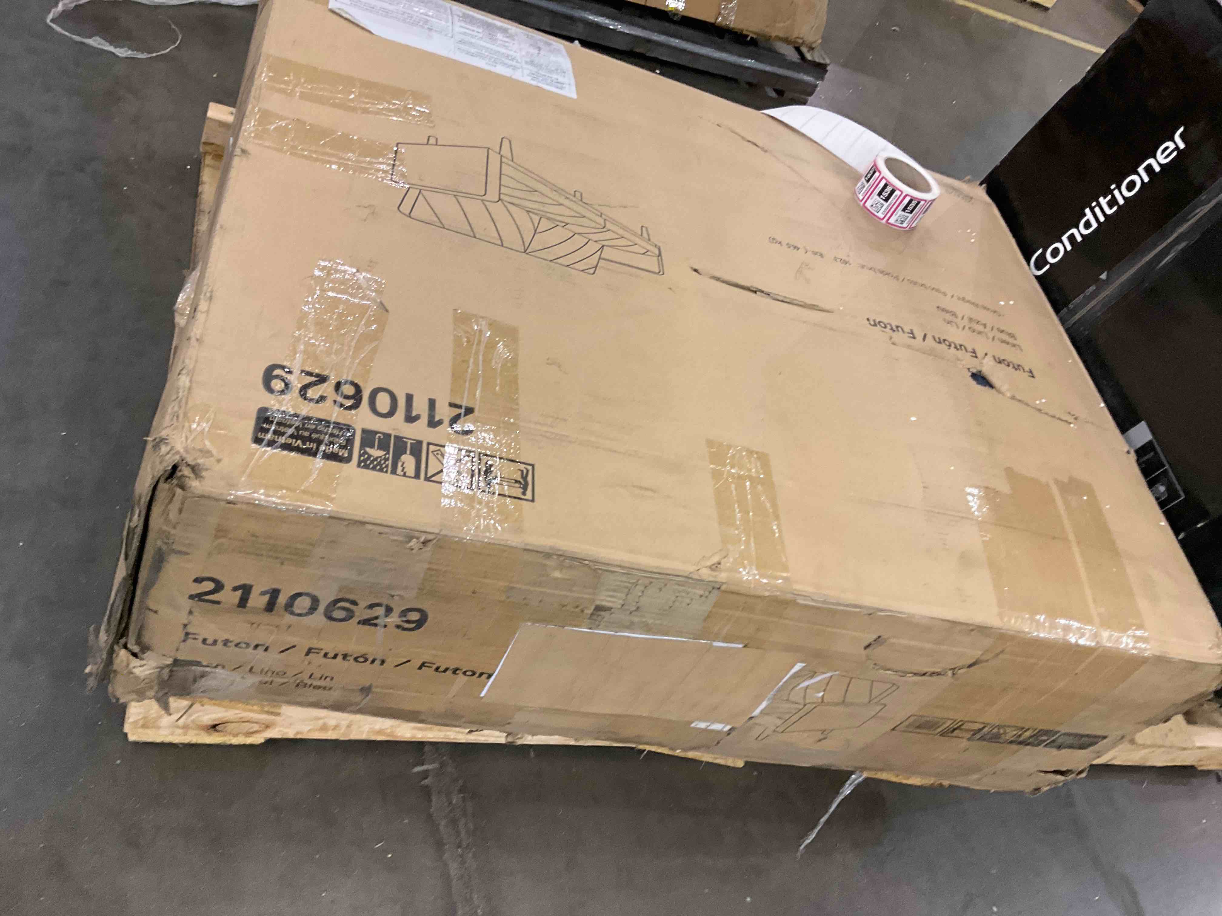 https://s3.amazonaws.com/lotting-images-prod/bidfta/EXS00621523_1694698534518.jpeg