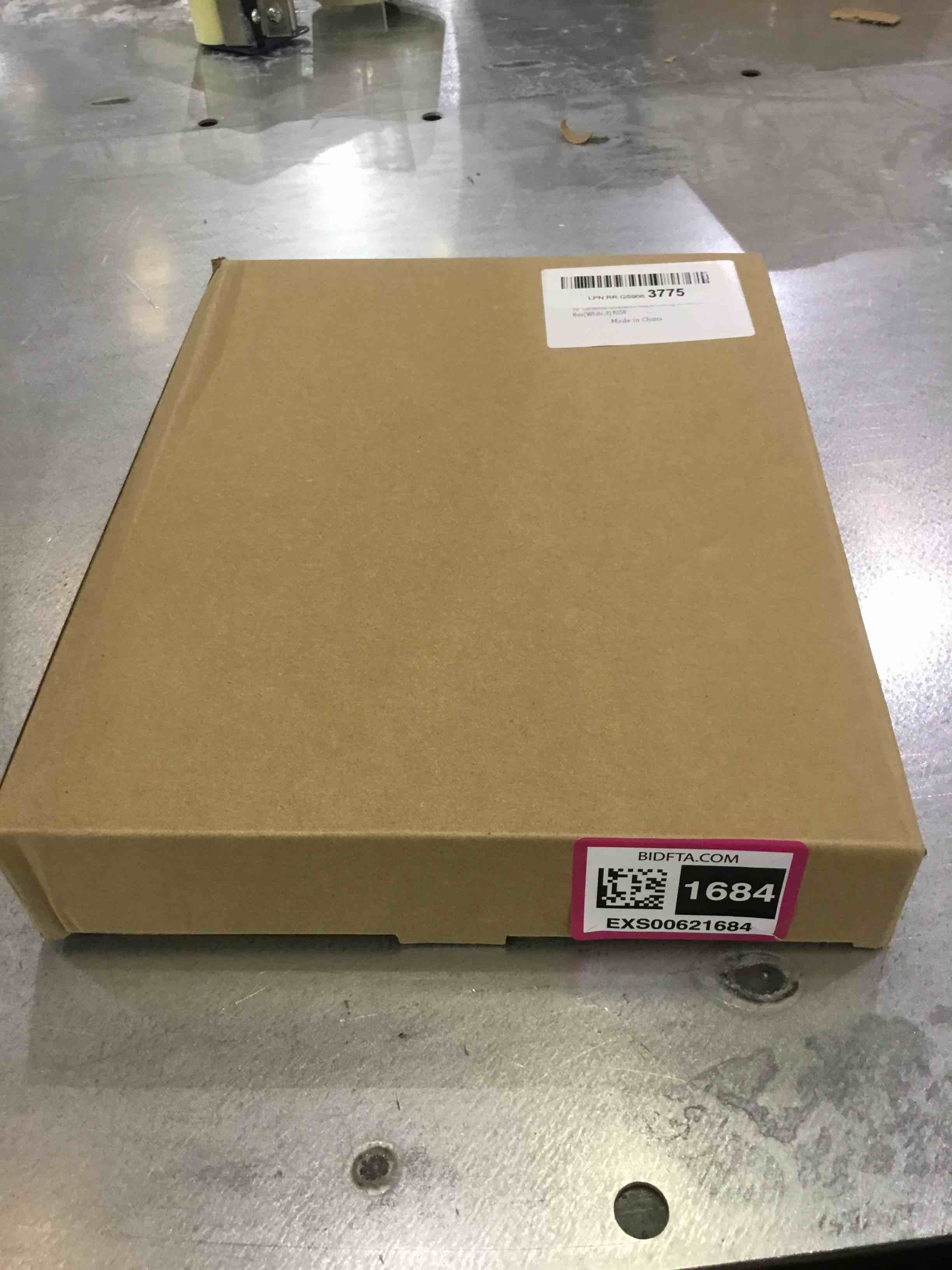 https://s3.amazonaws.com/lotting-images-prod/bidfta/EXS00621684_1696448900566.jpeg
