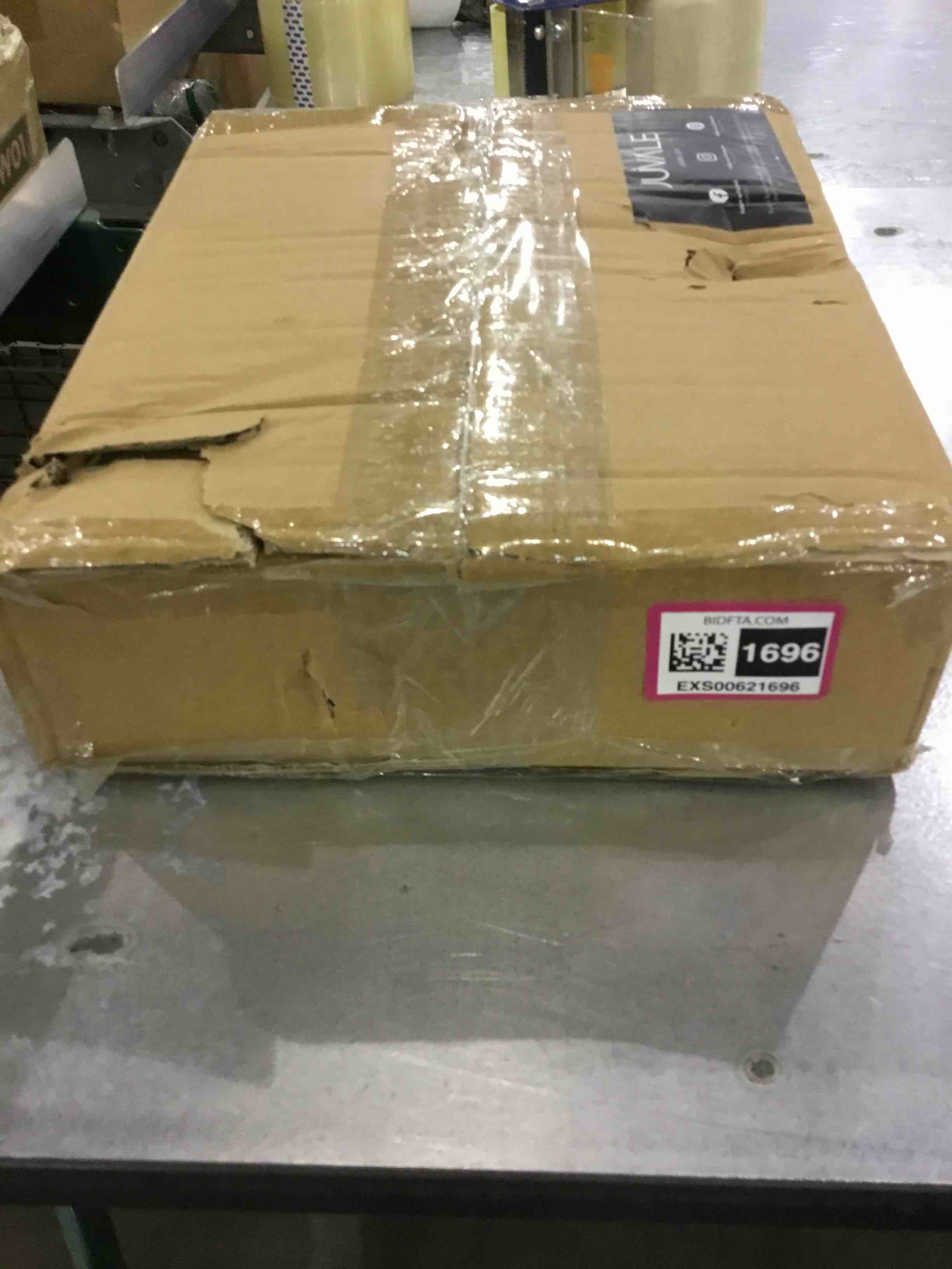 https://s3.amazonaws.com/lotting-images-prod/bidfta/EXS00621696_1696504853759.jpeg