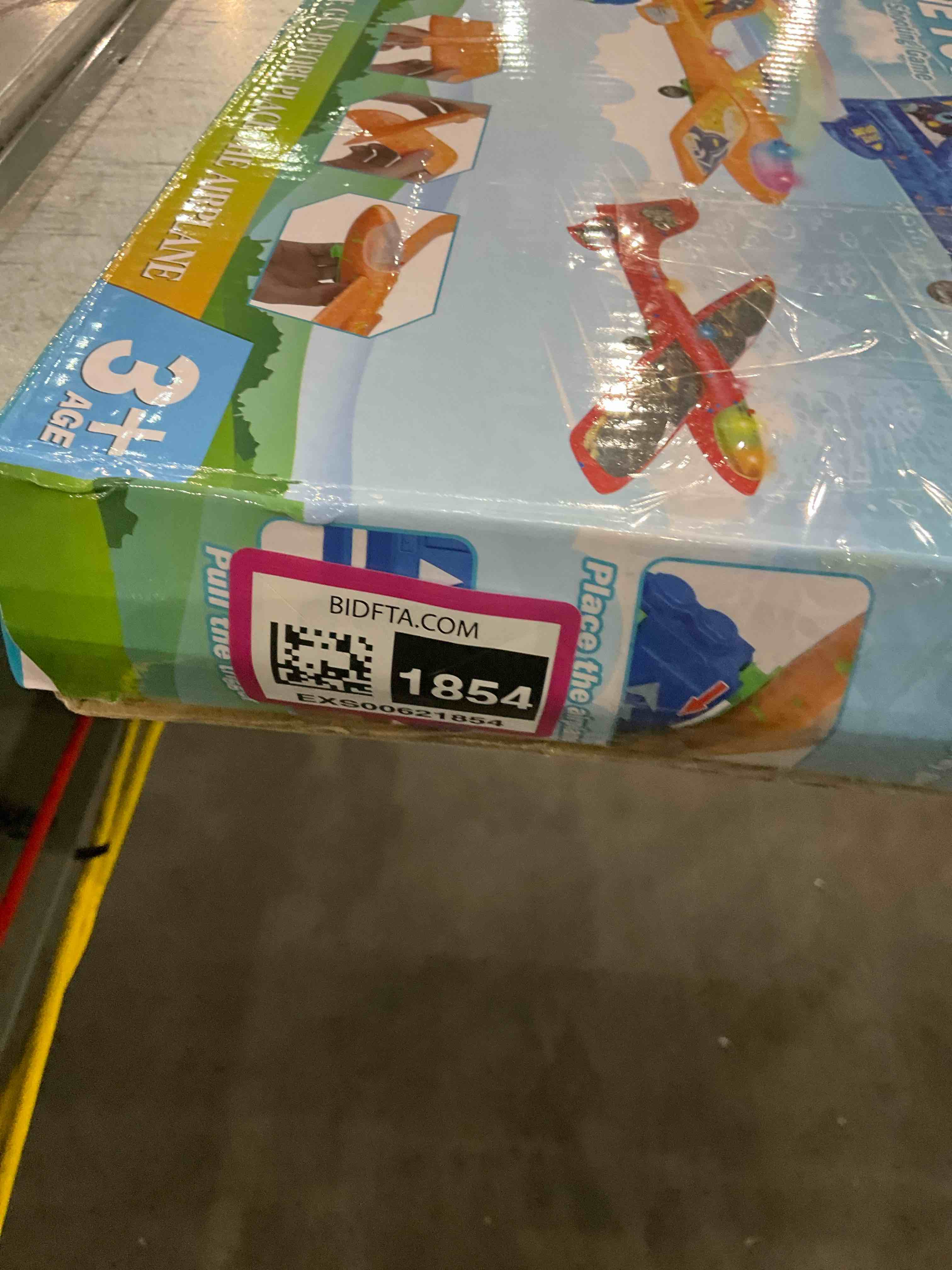 https://s3.amazonaws.com/lotting-images-prod/bidfta/EXS00621854_1696859427145.jpeg