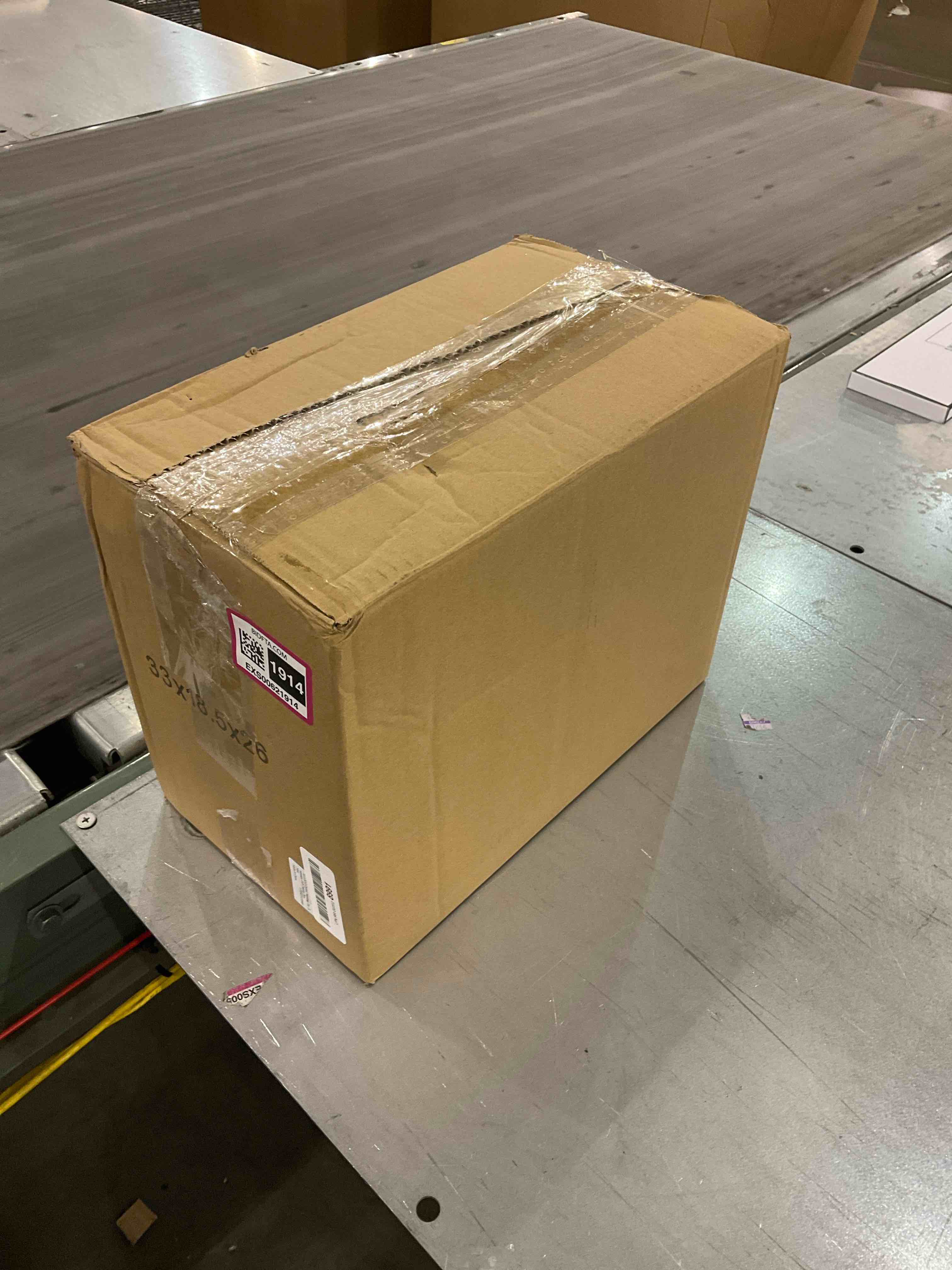 https://s3.amazonaws.com/lotting-images-prod/bidfta/EXS00621914_1696865629500.jpeg