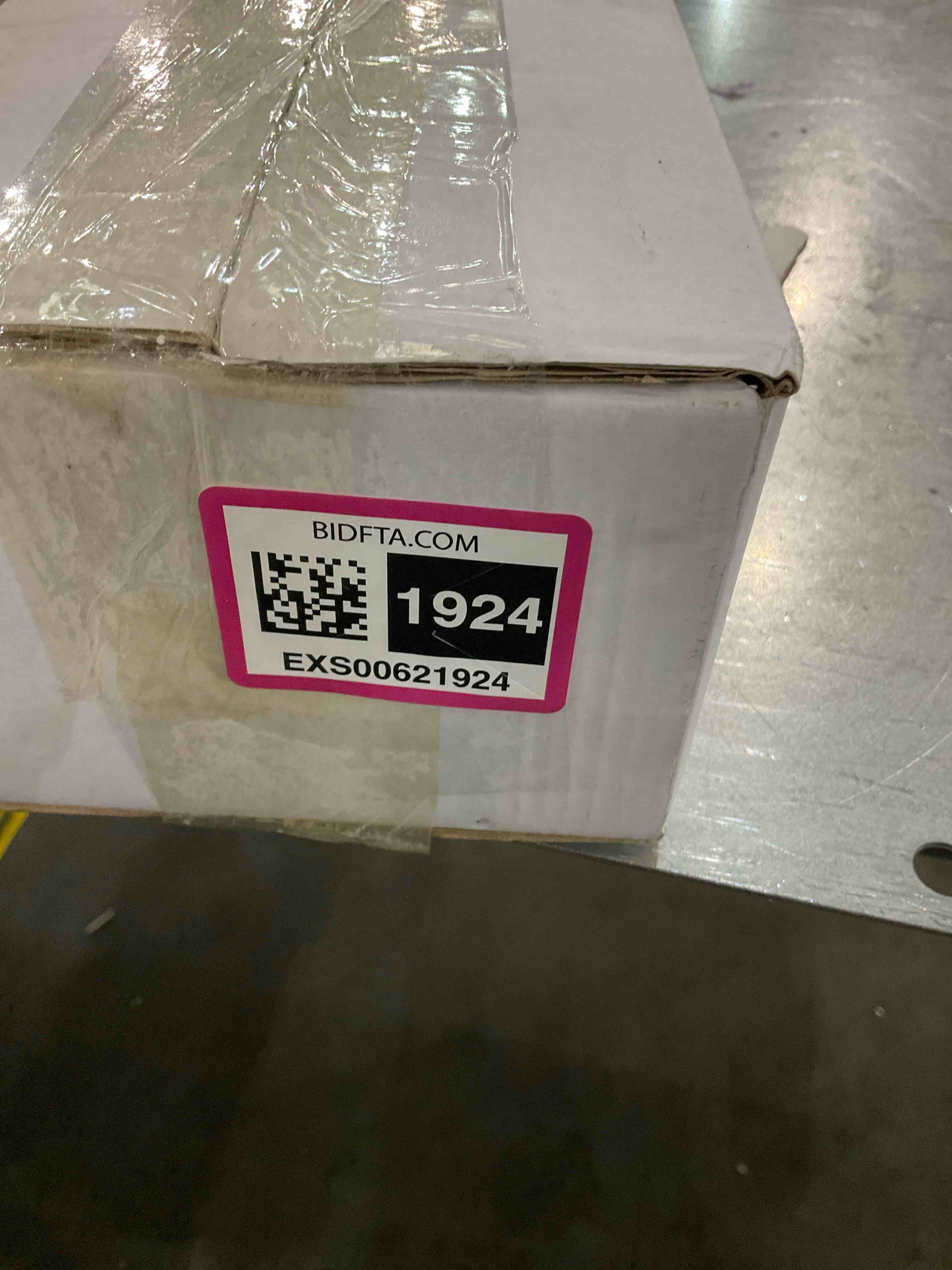 https://s3.amazonaws.com/lotting-images-prod/bidfta/EXS00621924_1696866590485.jpeg