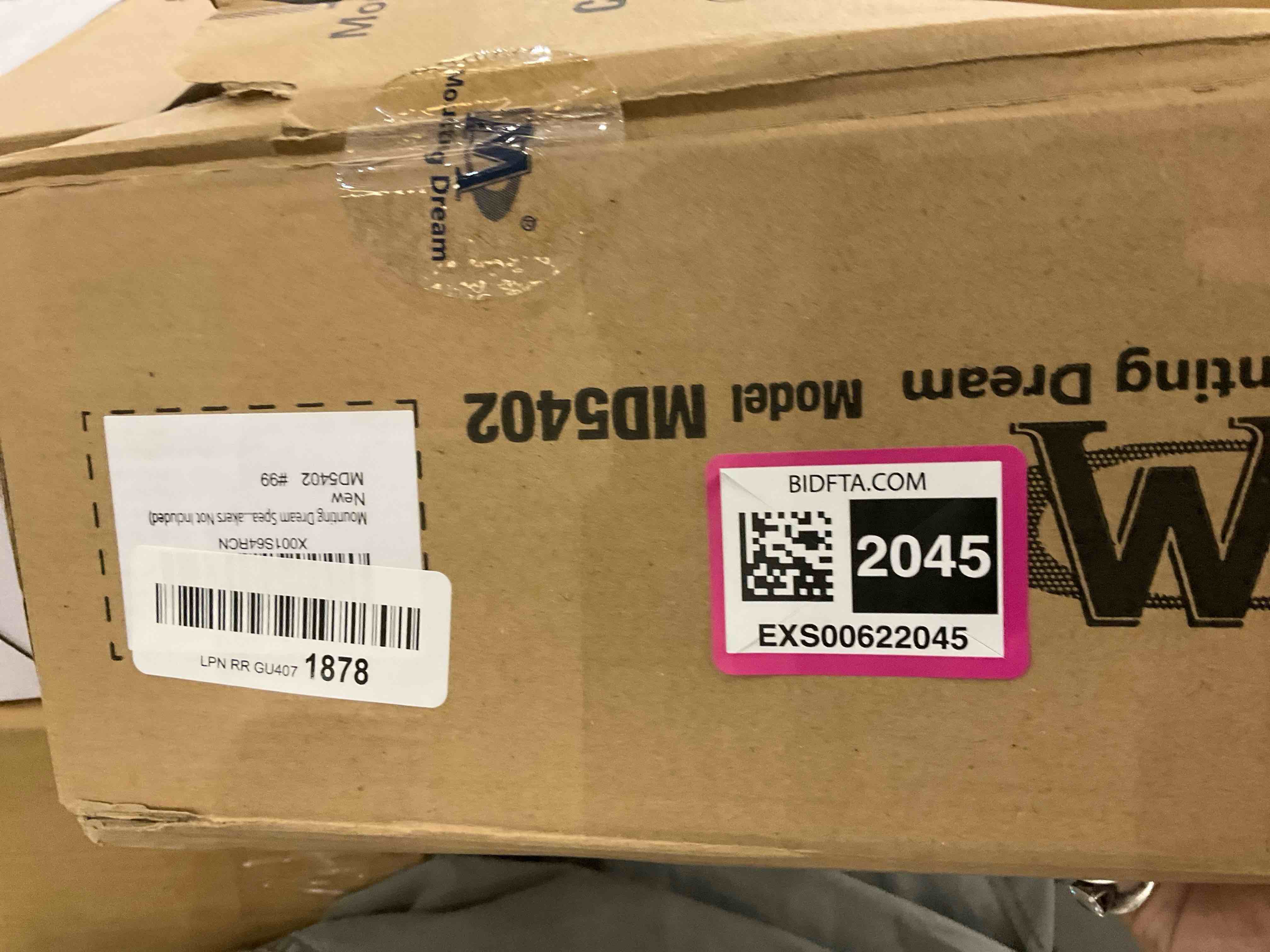 https://s3.amazonaws.com/lotting-images-prod/bidfta/EXS00622045_1695133205009.jpeg