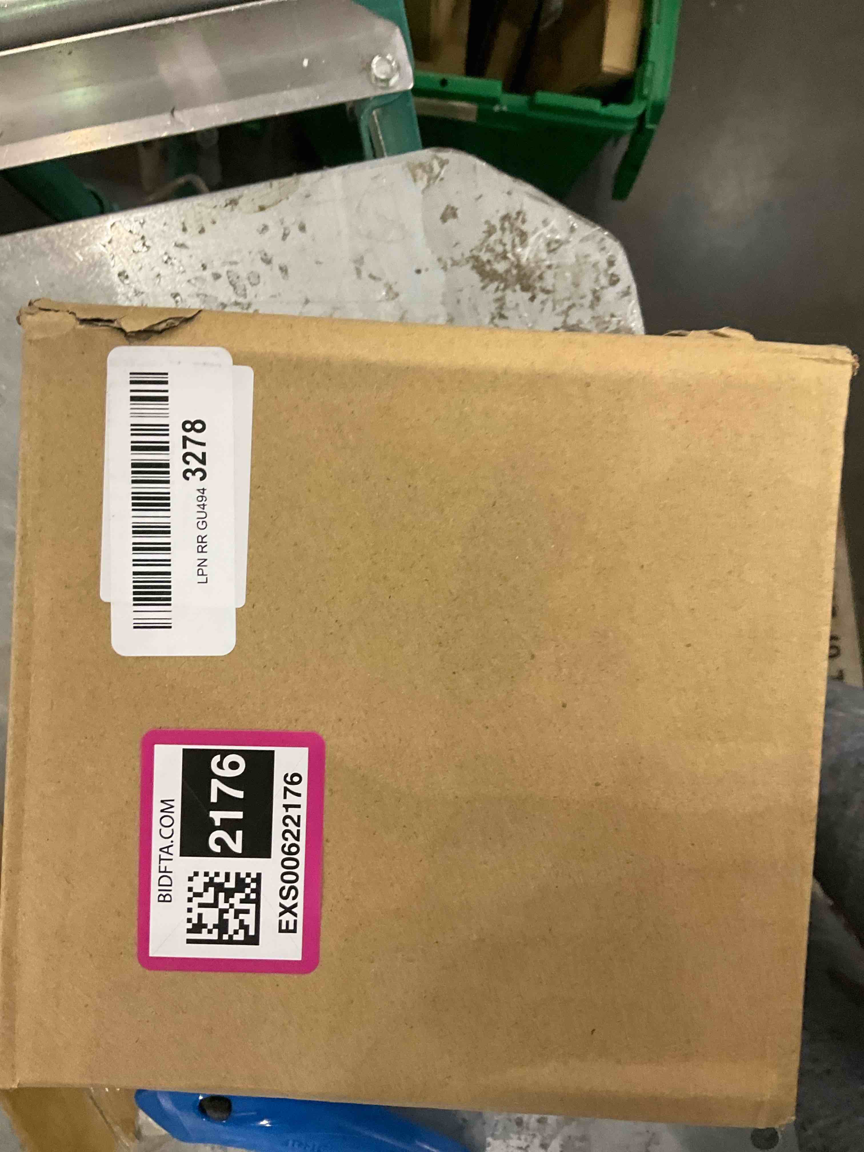 https://s3.amazonaws.com/lotting-images-prod/bidfta/EXS00622176_1695300819261.jpeg
