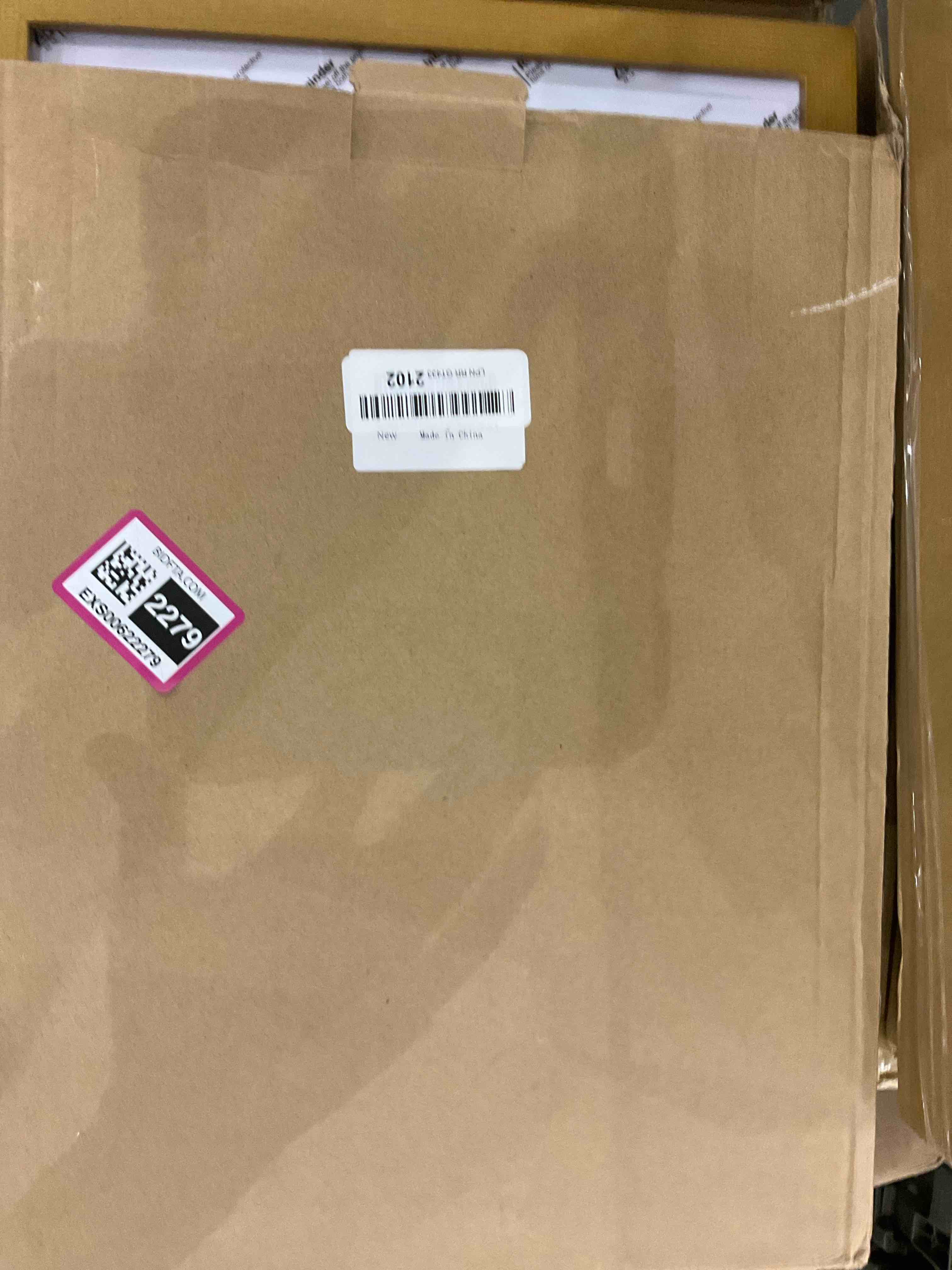 https://s3.amazonaws.com/lotting-images-prod/bidfta/EXS00622279_1695318346571.jpeg