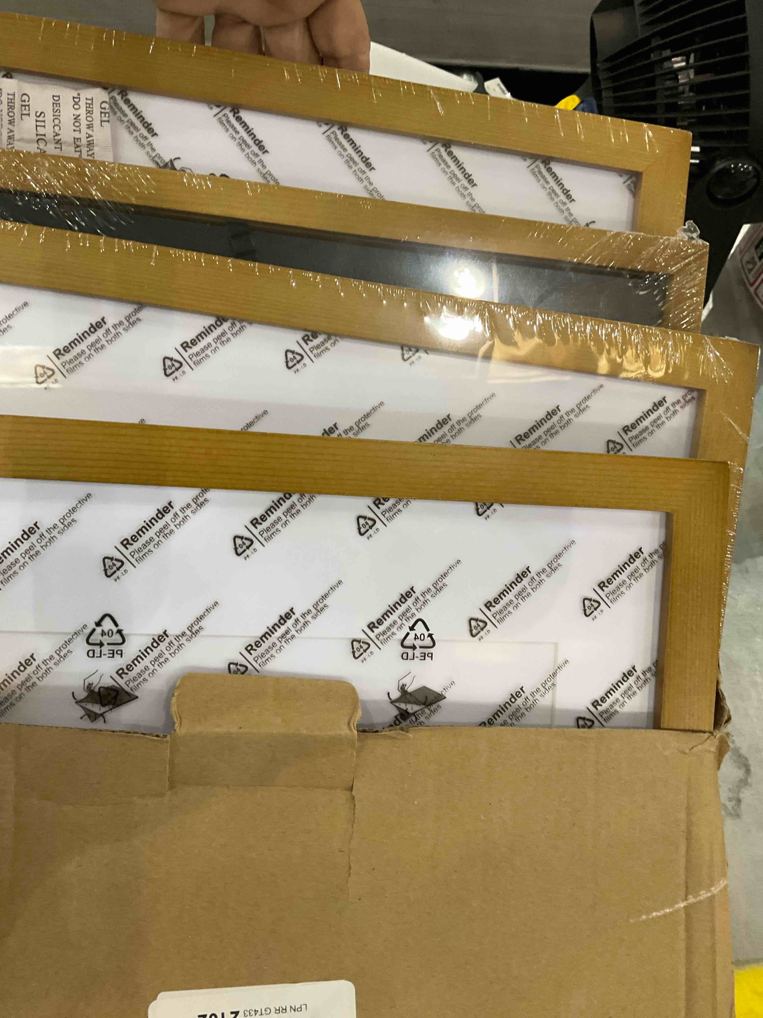 https://s3.amazonaws.com/lotting-images-prod/bidfta/EXS00622279_1695318377969.jpeg