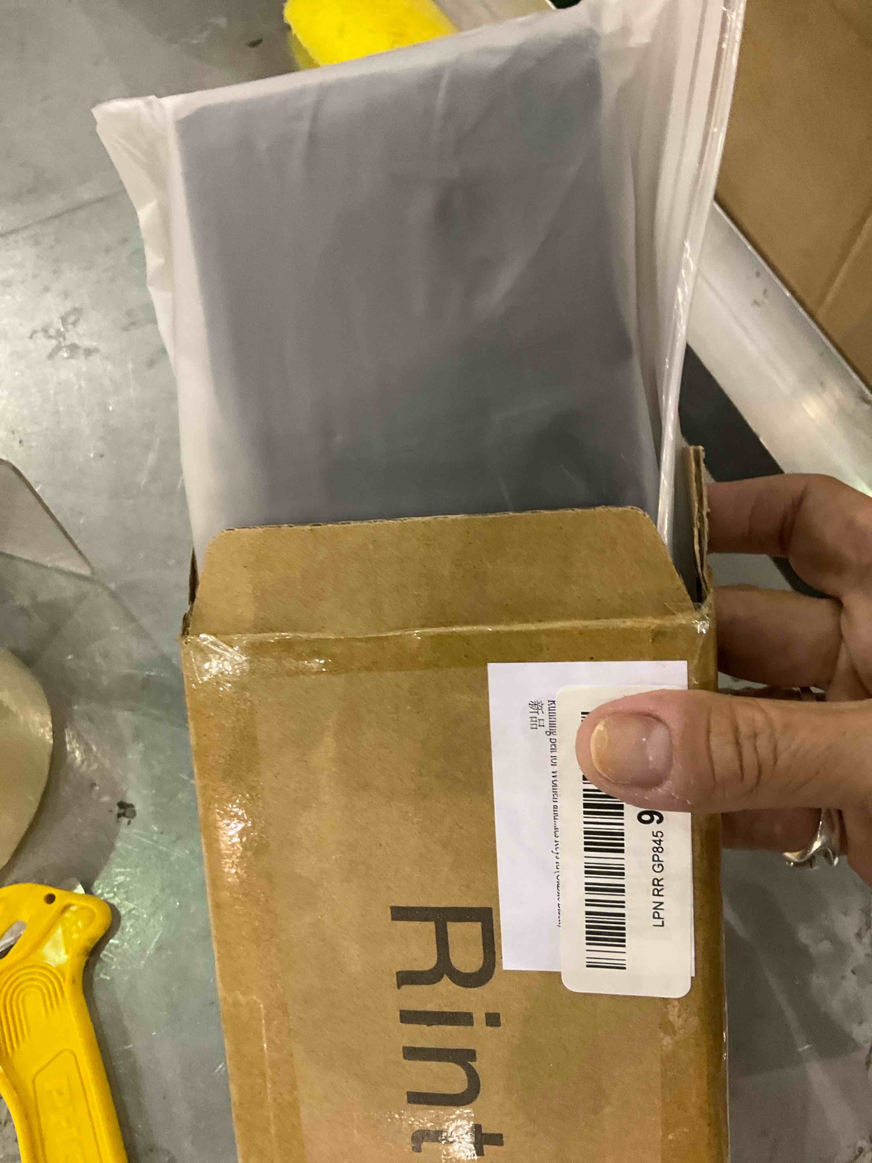 https://s3.amazonaws.com/lotting-images-prod/bidfta/EXS00622305_1695381731140.jpeg