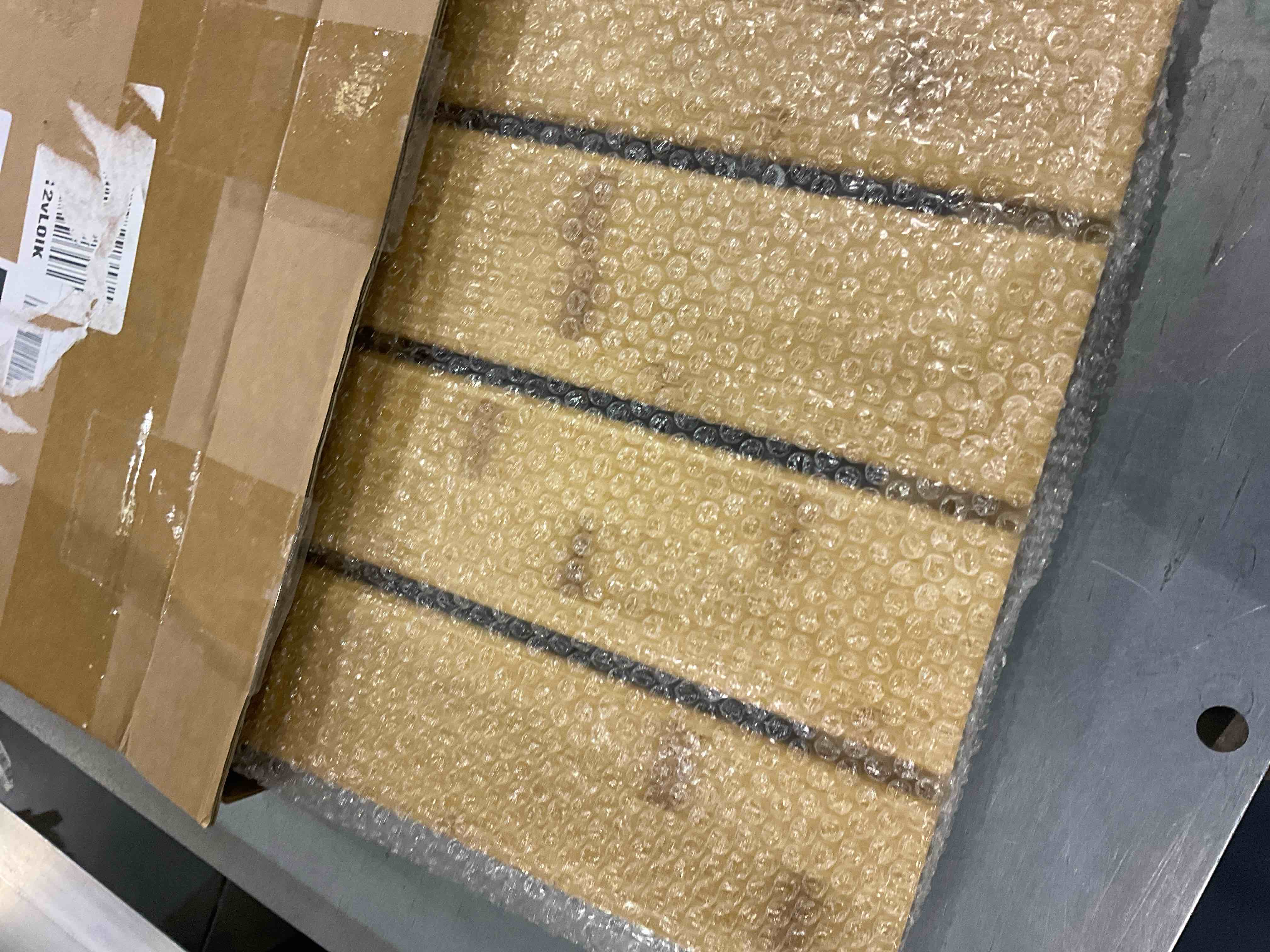 https://s3.amazonaws.com/lotting-images-prod/bidfta/EXS00622931_1695212899381.jpeg