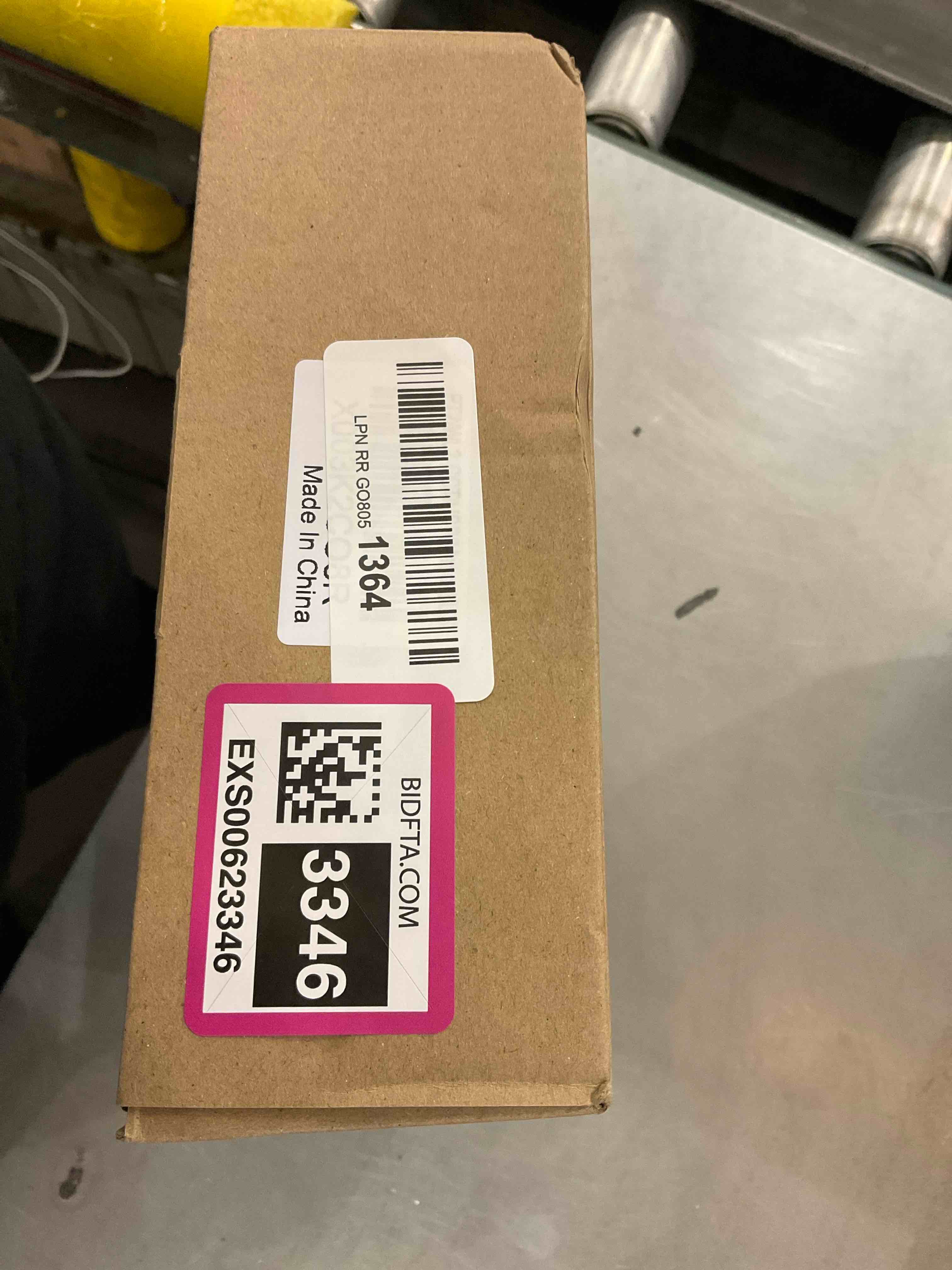 https://s3.amazonaws.com/lotting-images-prod/bidfta/EXS00623346_1695221130547.jpeg